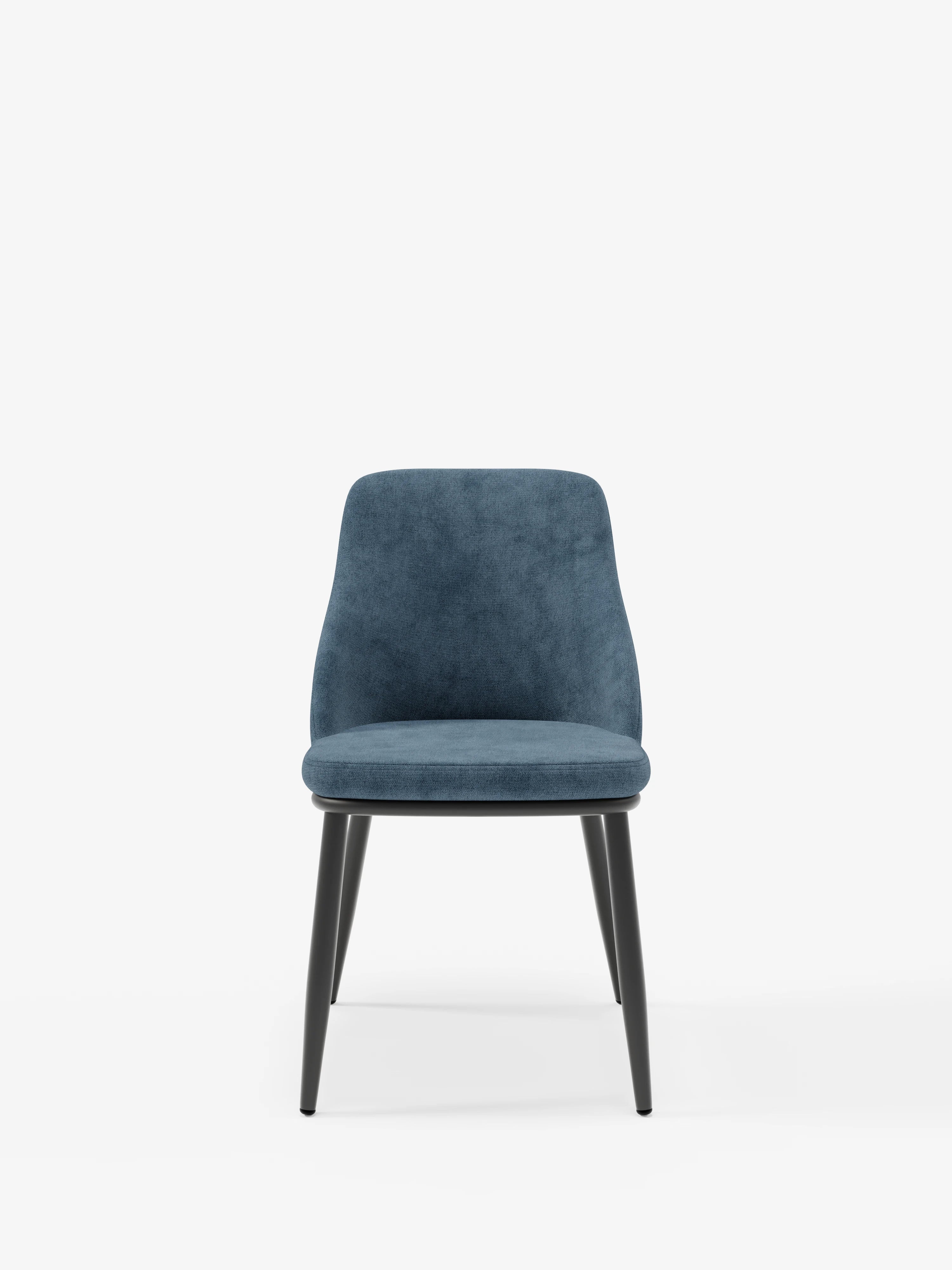 Chaise Tallin en tissu bleu avec pieds en métal laqué noir