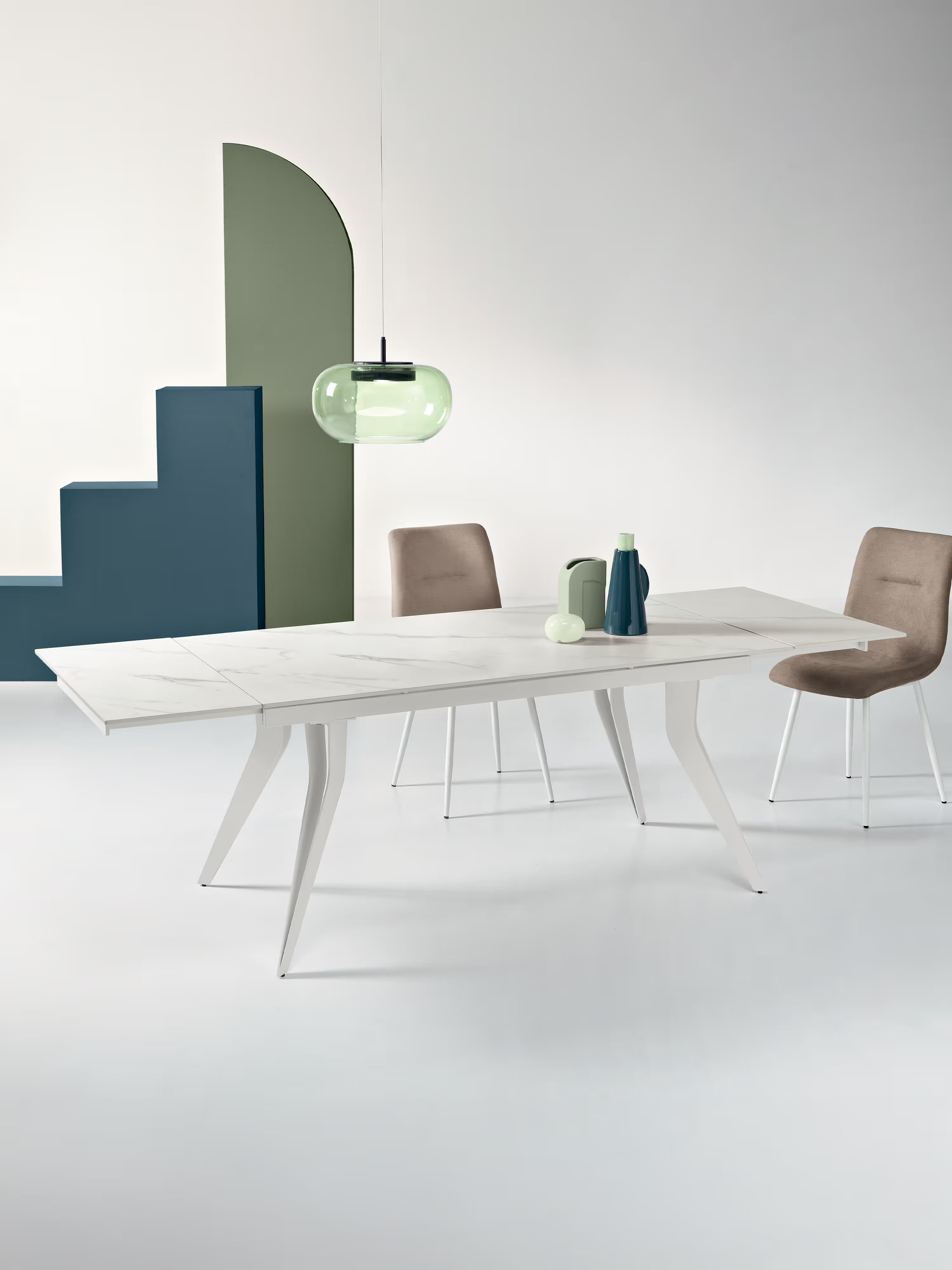 Thor Mesa extensible efecto mármol blanco – base de metal blanco 160 (240) x 90 cm