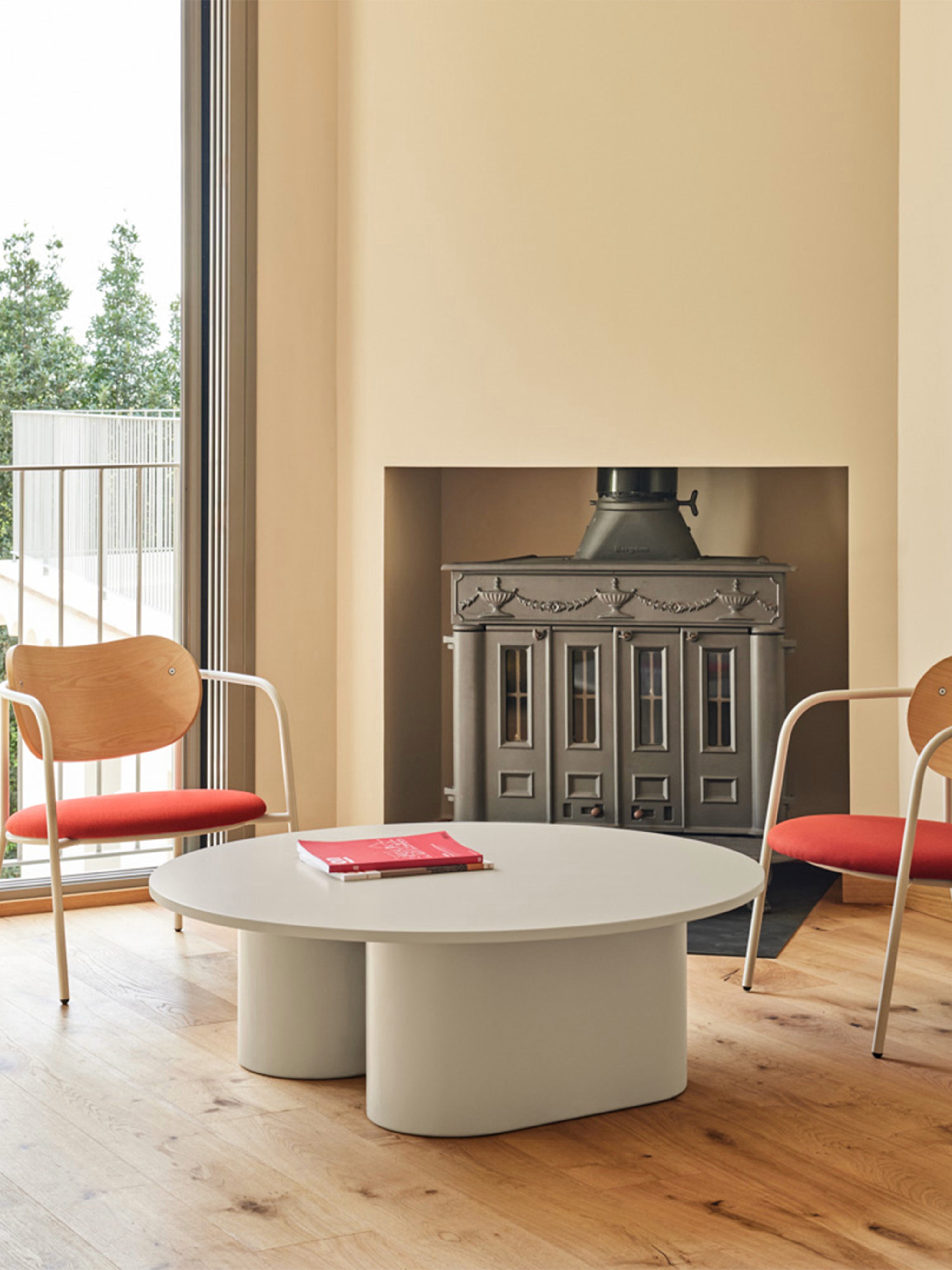 Totem runder Couchtisch aus MDF Sandbeige Ø 110 cm