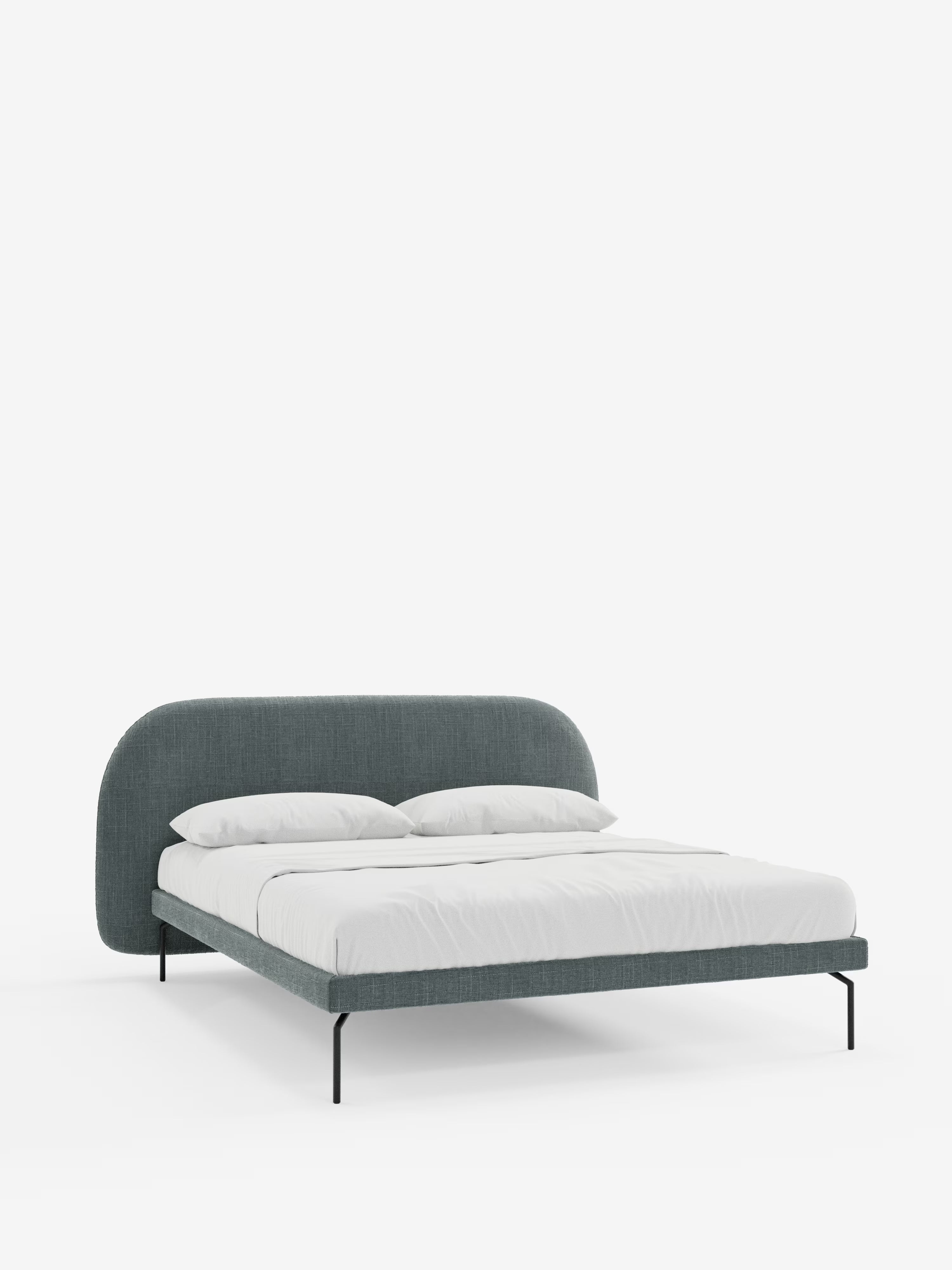 Soleil Cama acolchada de diseño con patas de metal y tejido jacquard antimanchas