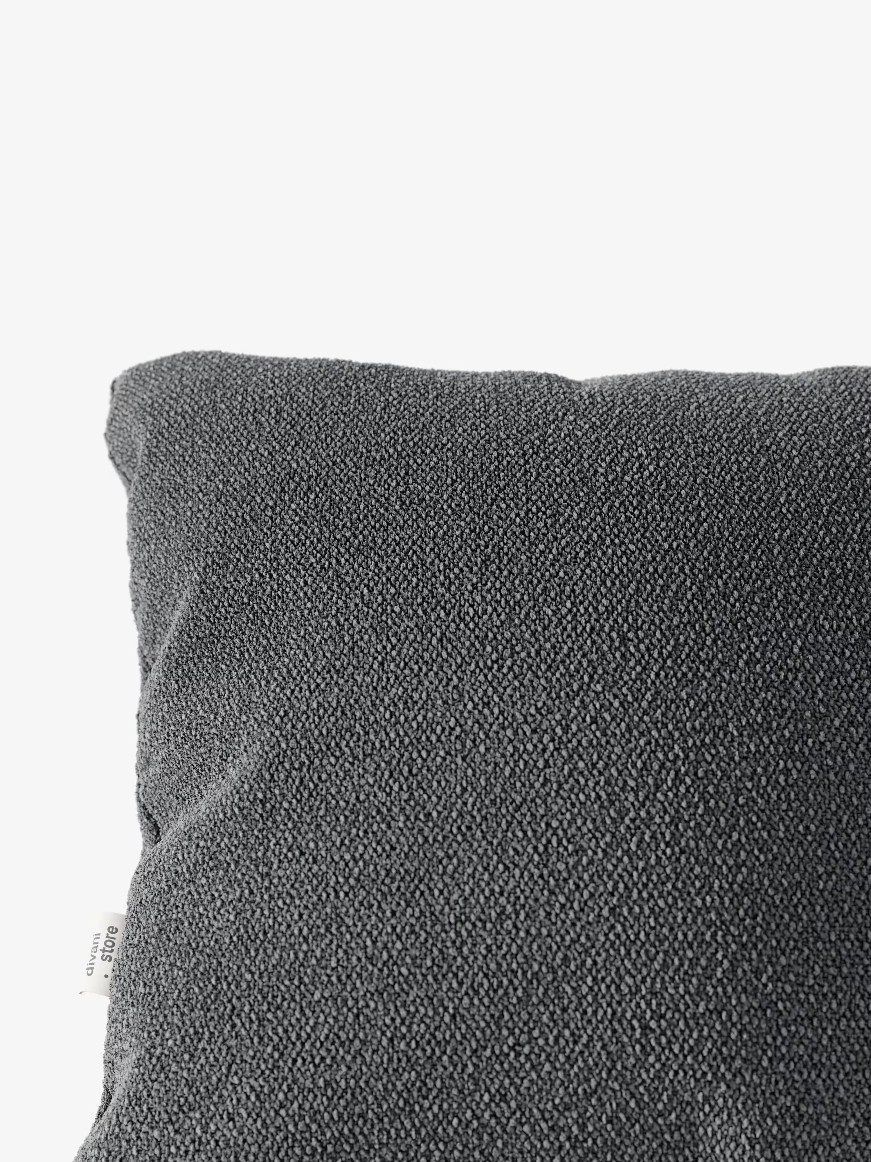 Lambada decorative square padded cushion 45x45 cm in stain-resistant cotton-effect fabric