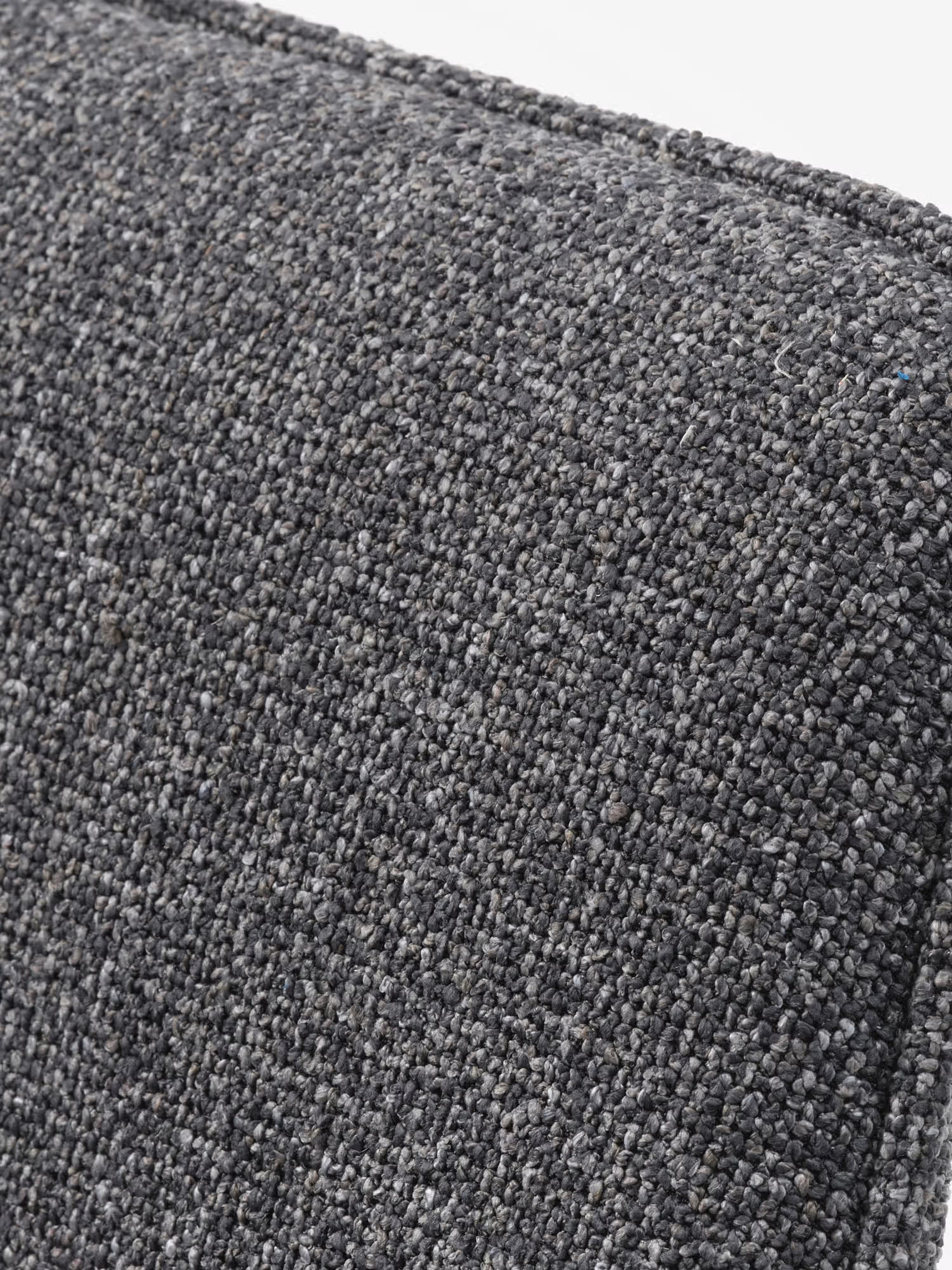 Alma silla giratoria tapizada en tela bouclé melange con base de metal negro