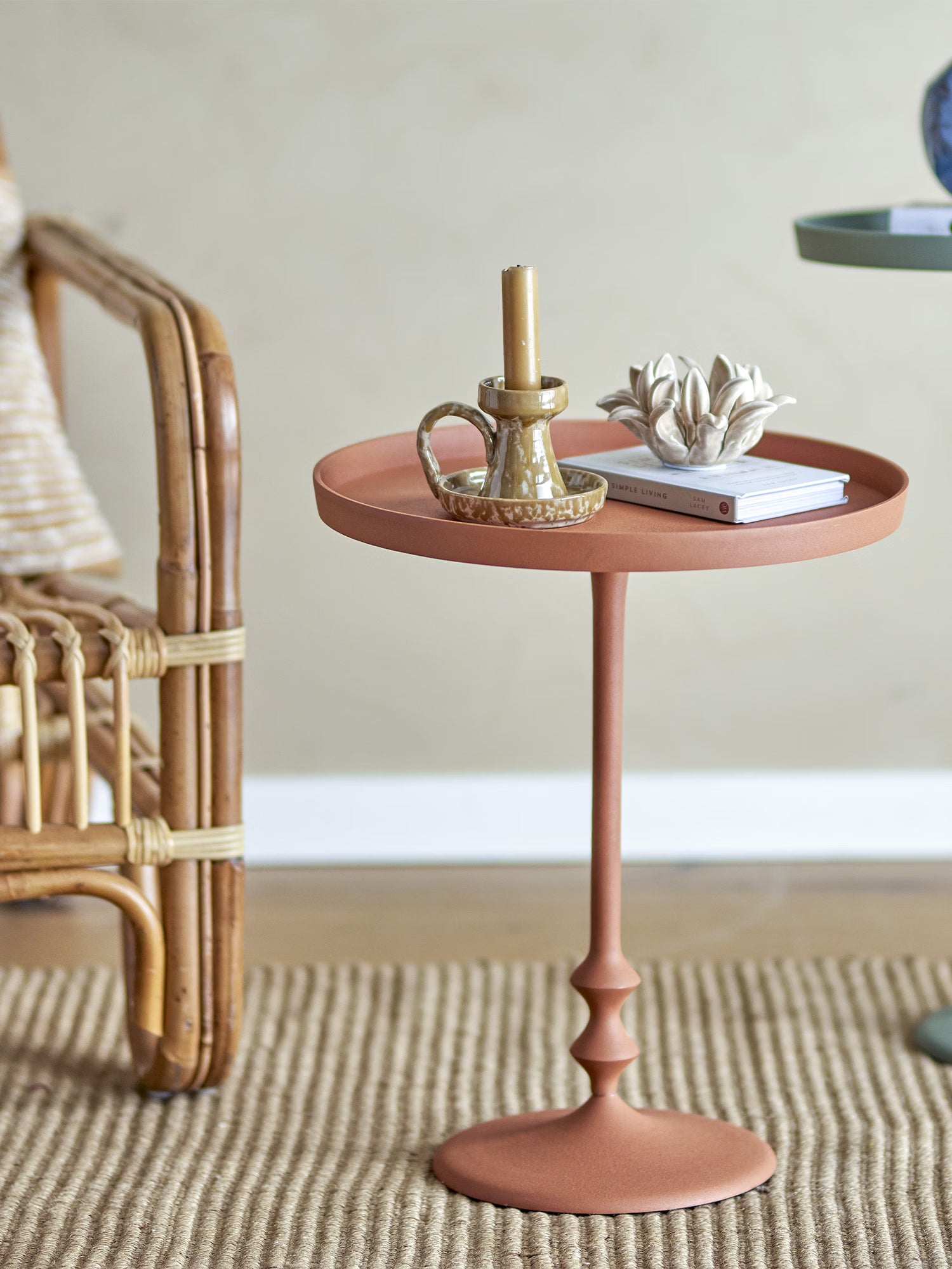 Anjou Round side table Ø37 cm in orange metal - light and sculptural design