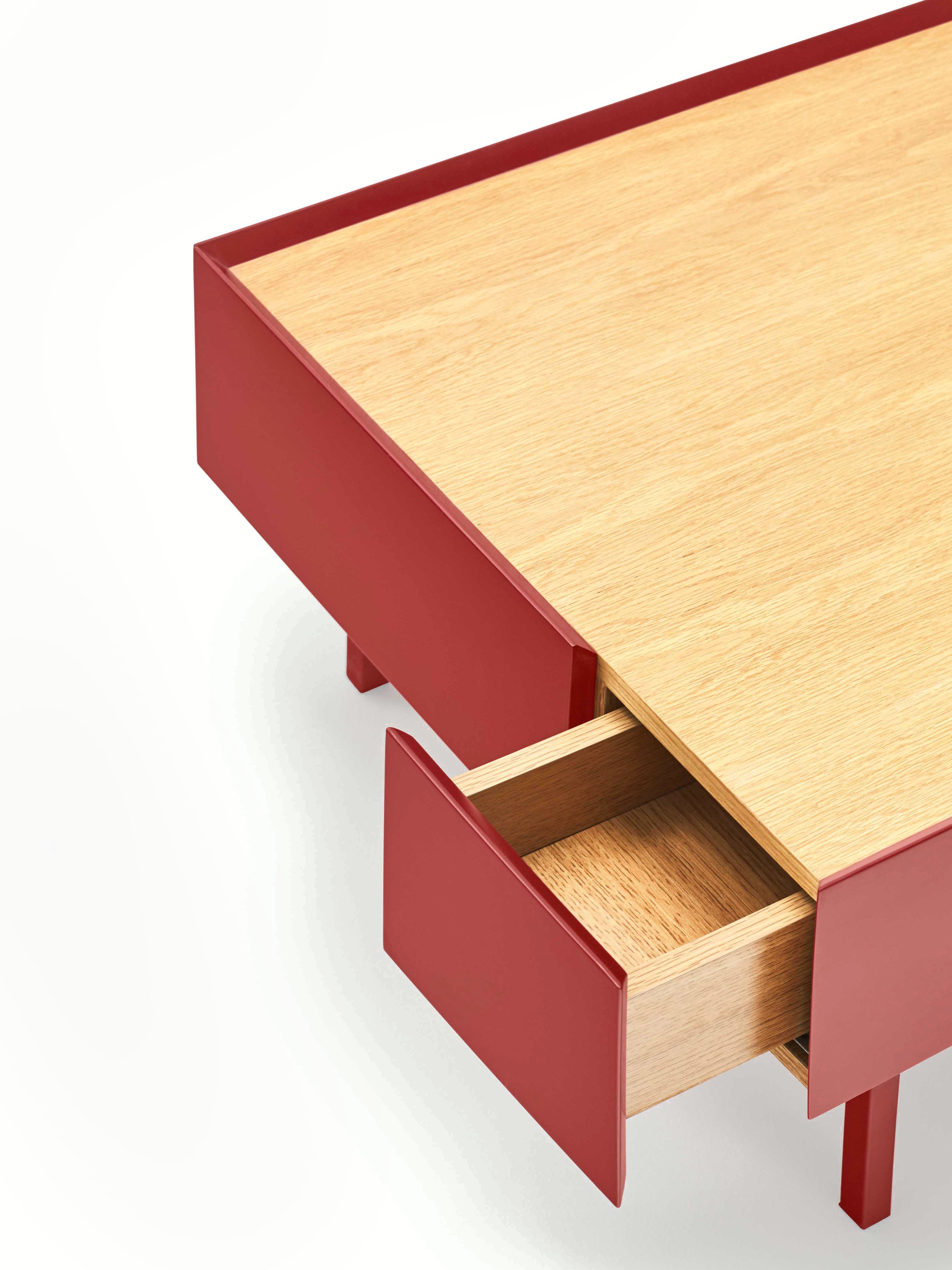 Arista Couchtisch mit 2 Schubladen in Bordeaux und Eichenplatte 110 x 34 cm