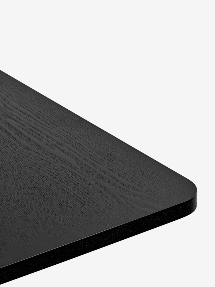 ARQ Mesa de comedor cuadrada en fresno natural o negro 137 cm