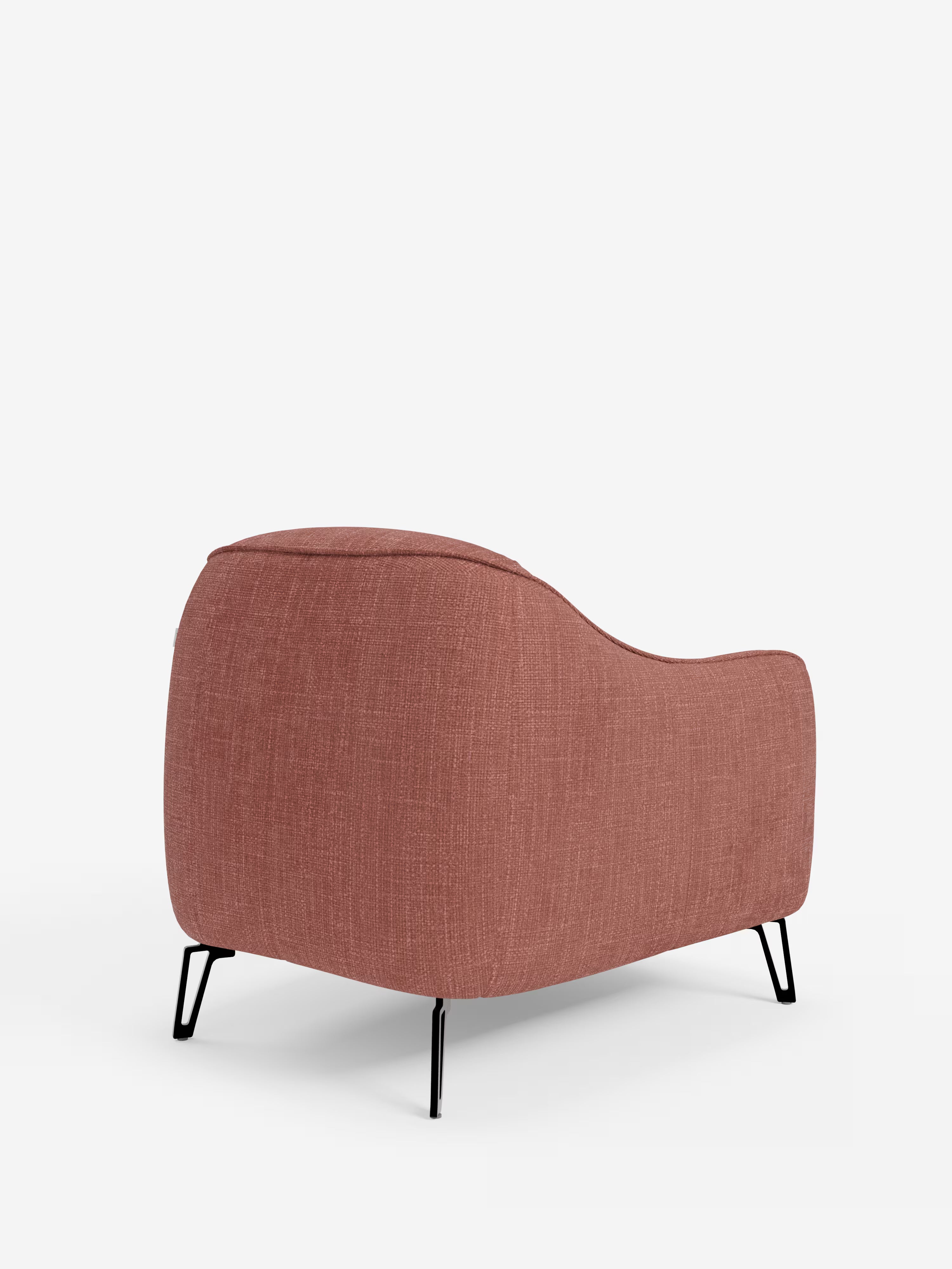 Avela poltroncina moderna dal comfort avvolgente in tessuto impermeabile