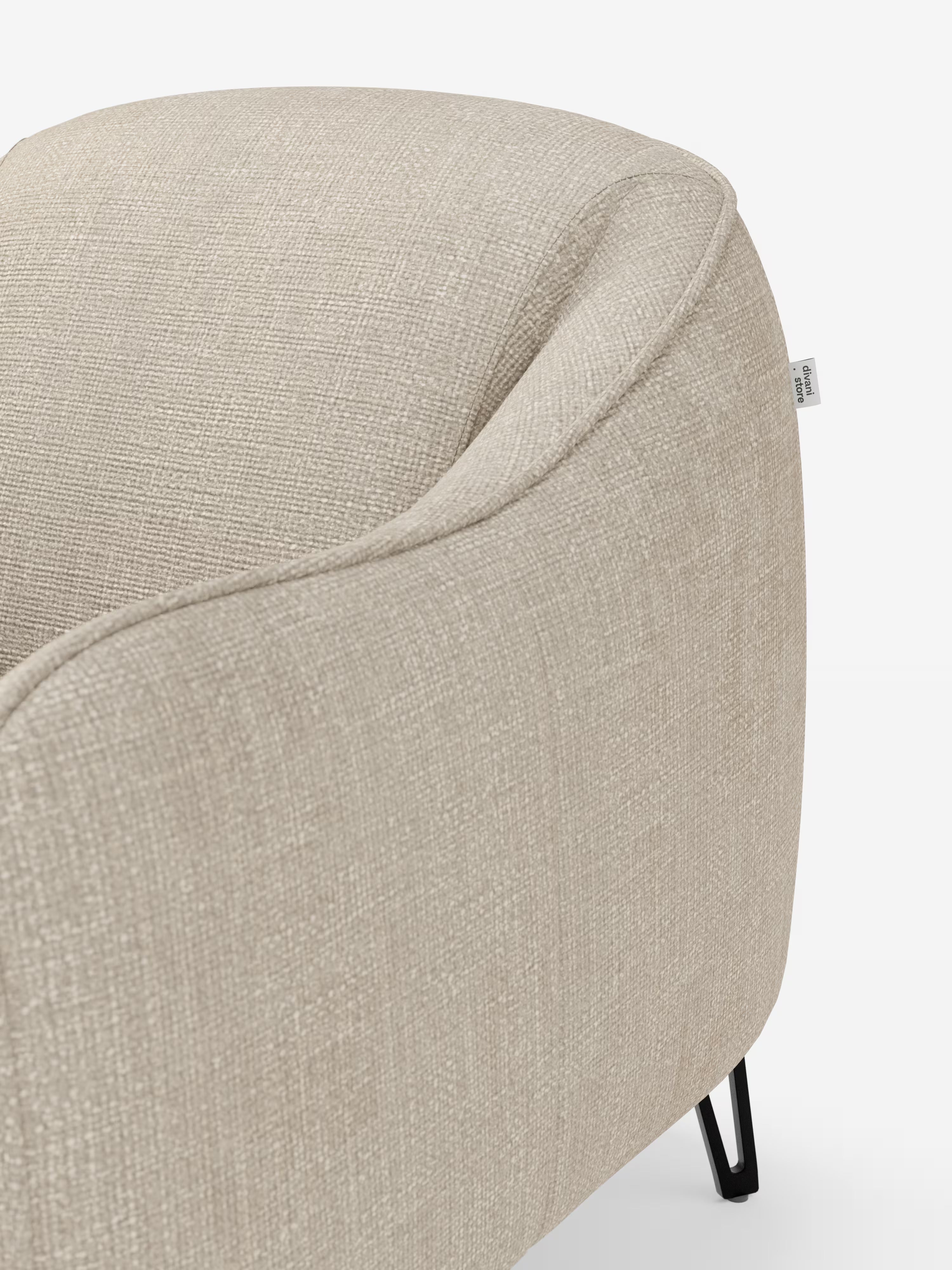 Avela poltroncina moderna dal comfort avvolgente in tessuto impermeabile