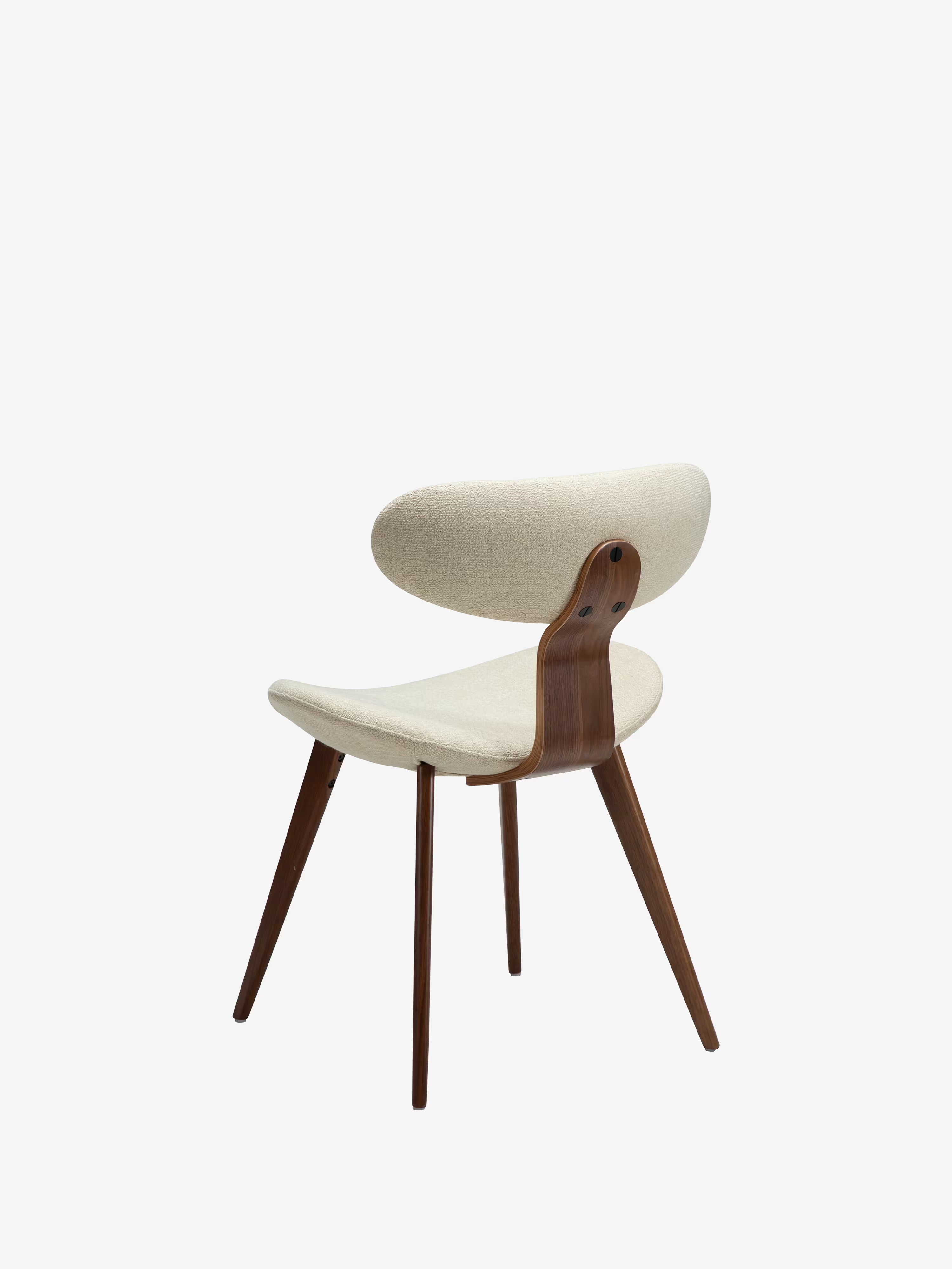Buckle Chaise en bouclé avec pieds en bois massif - design scandinave futuriste