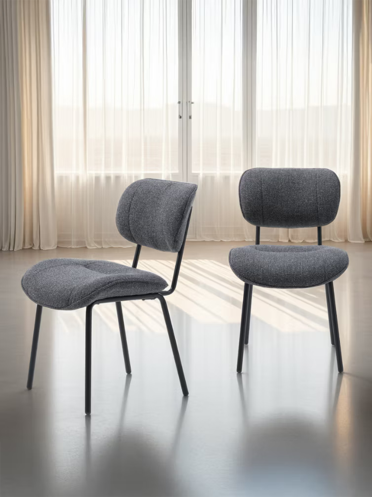 Chaise Buffalo en tissu bouclé mélangé avec base en métal noir