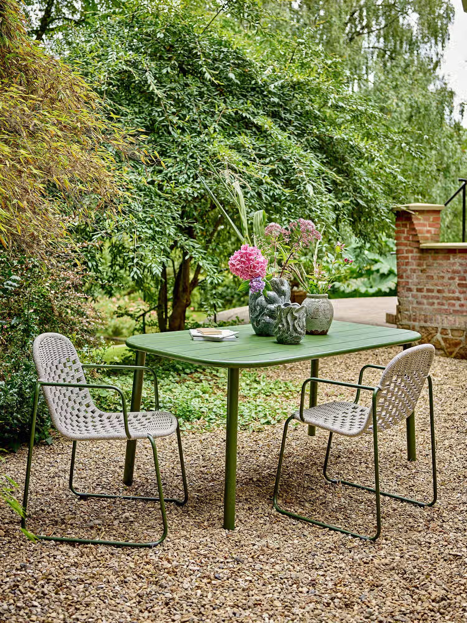 Calana Outdoor-Esstisch für den Außenbereich aus grünem Metall 160×90 cm