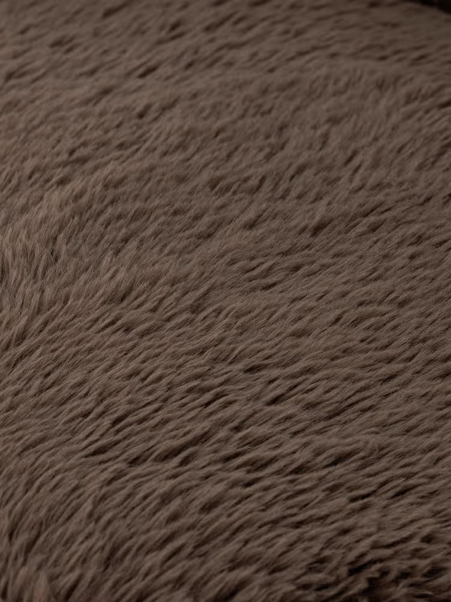 Camino Poltroncina lounge in teddy a pelo lungo marrone con struttura in legno FSC®