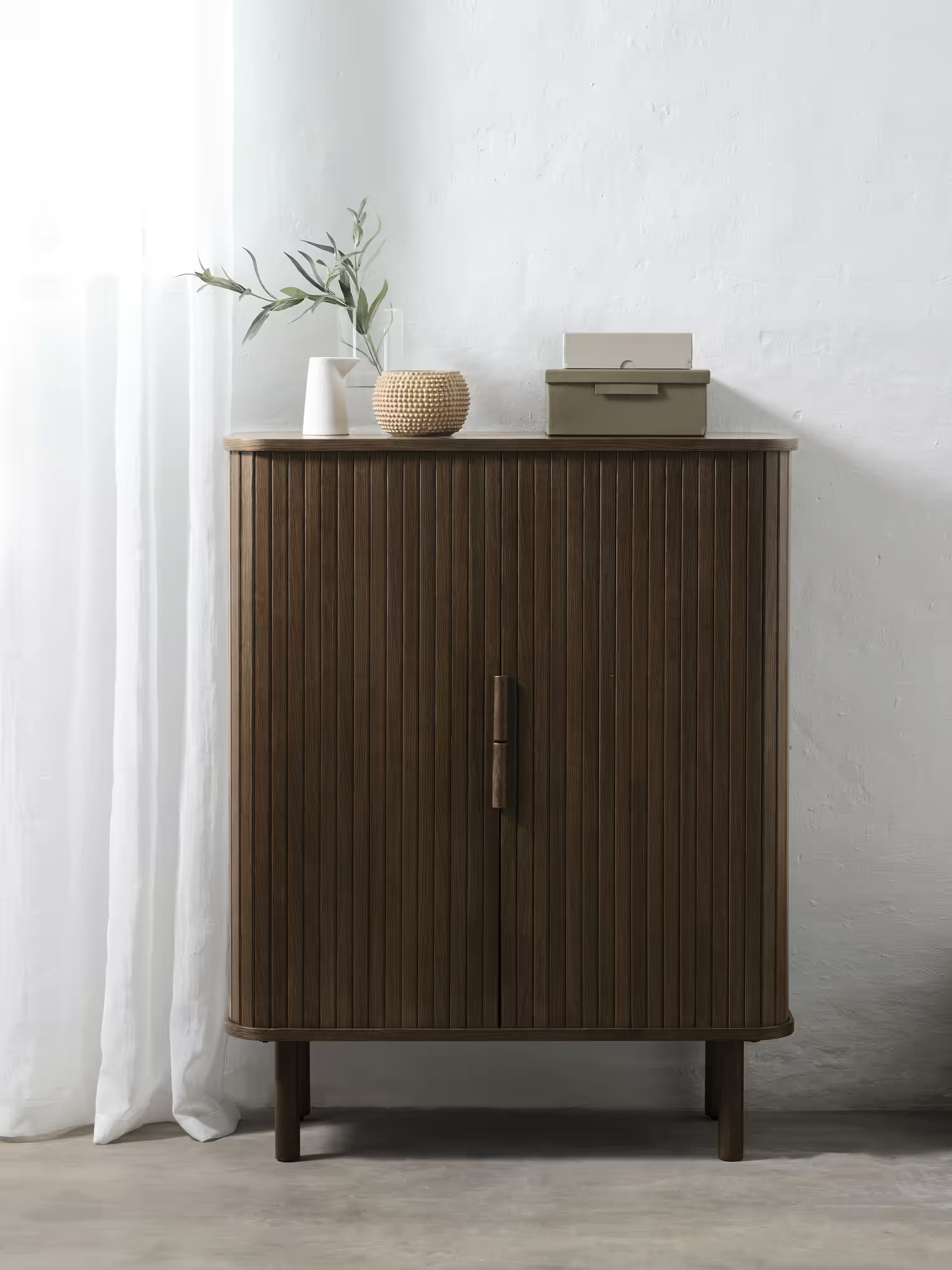 Cavo aparador alto en roble ahumado chapado - 2 puertas 113 x 90 cm