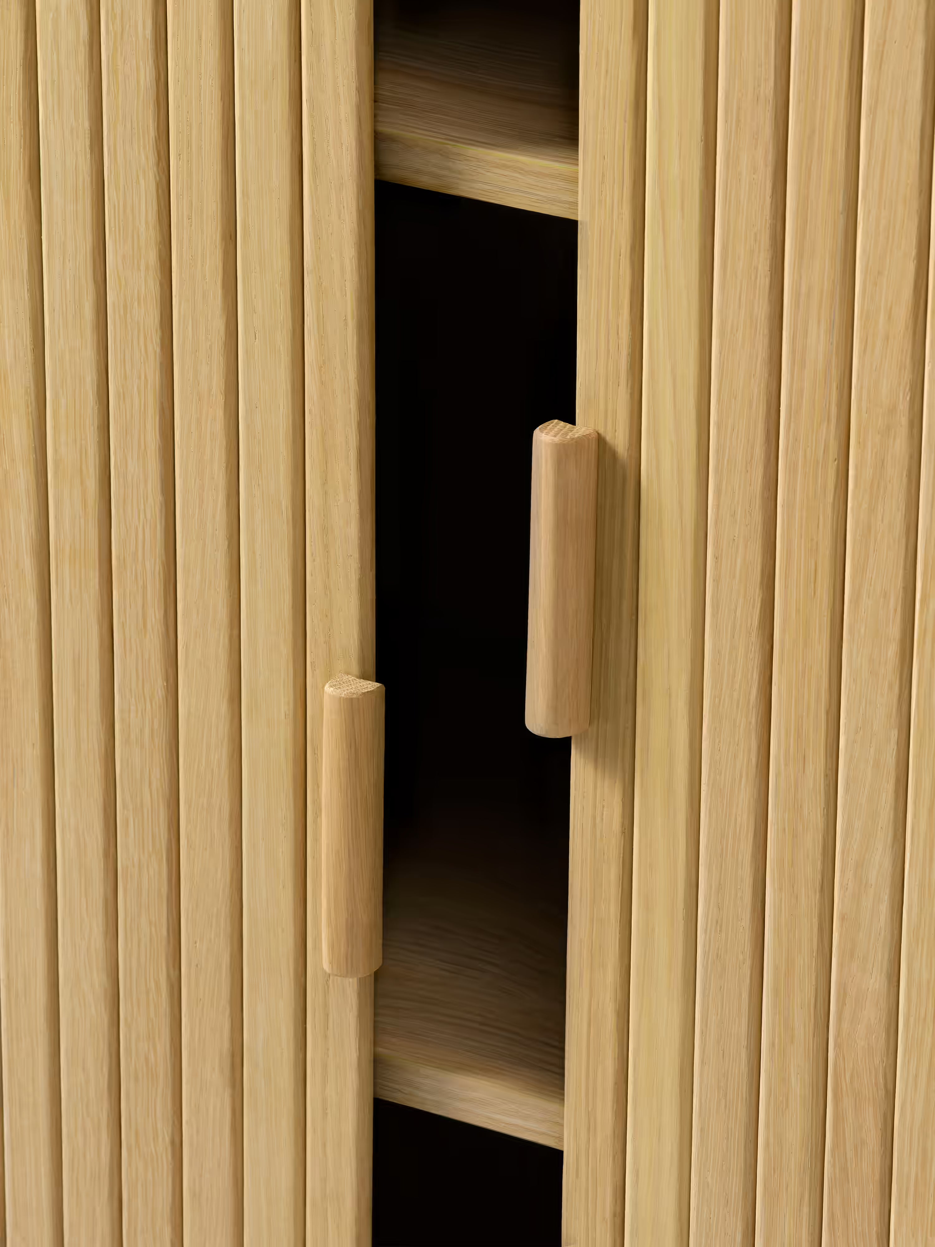 Cavo aparador alto de roble natural chapado - 2 puertas 113 x 90 cm