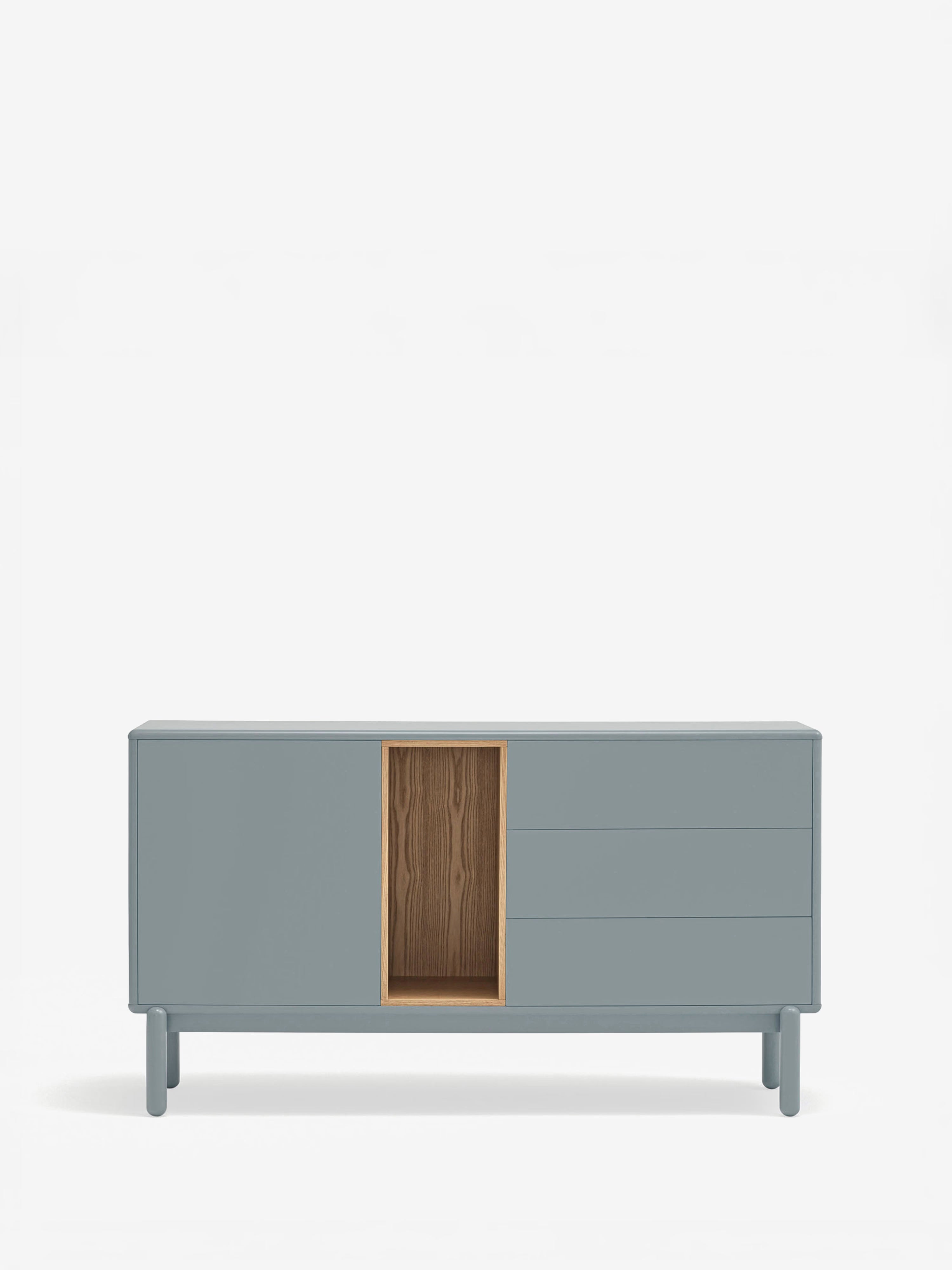 Corvo aparador bajo azul grisáceo y roble natural - base de madera maciza 136 x76 cm