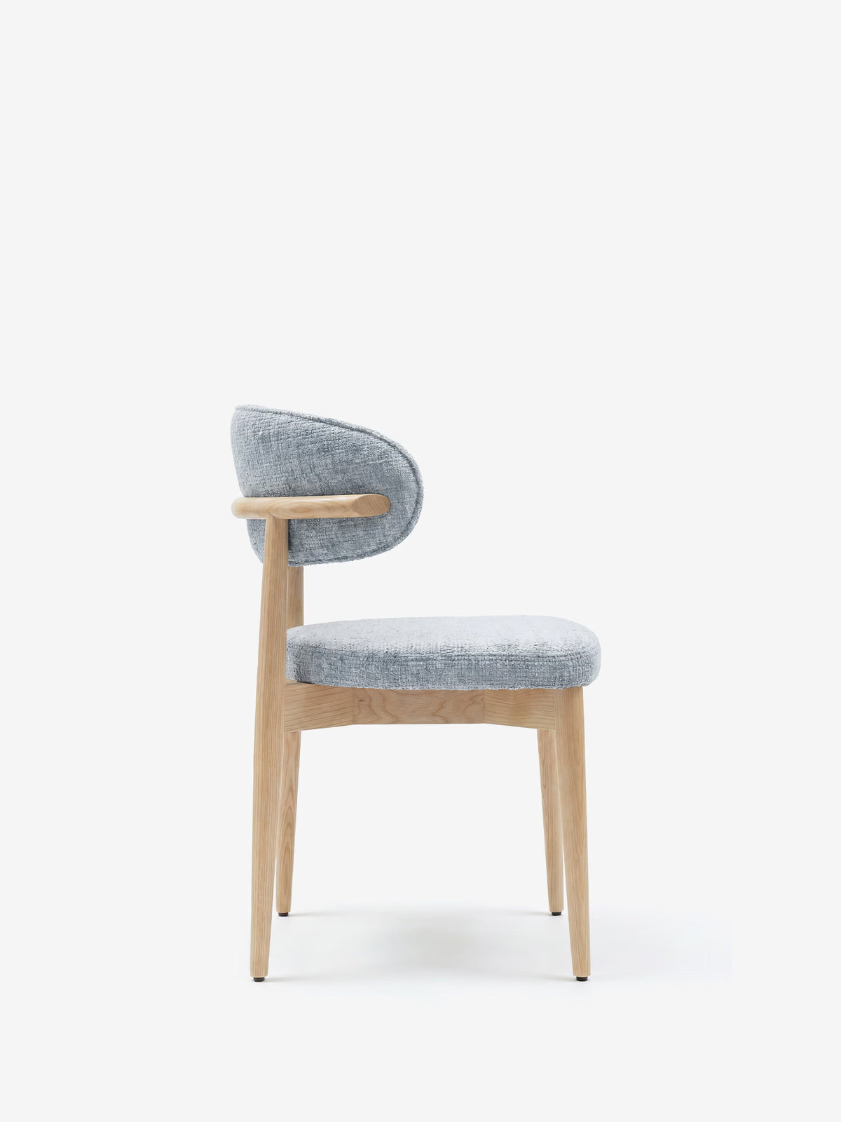 Dafne Chaise design en bois massif de chêne naturel et chenille terracotta