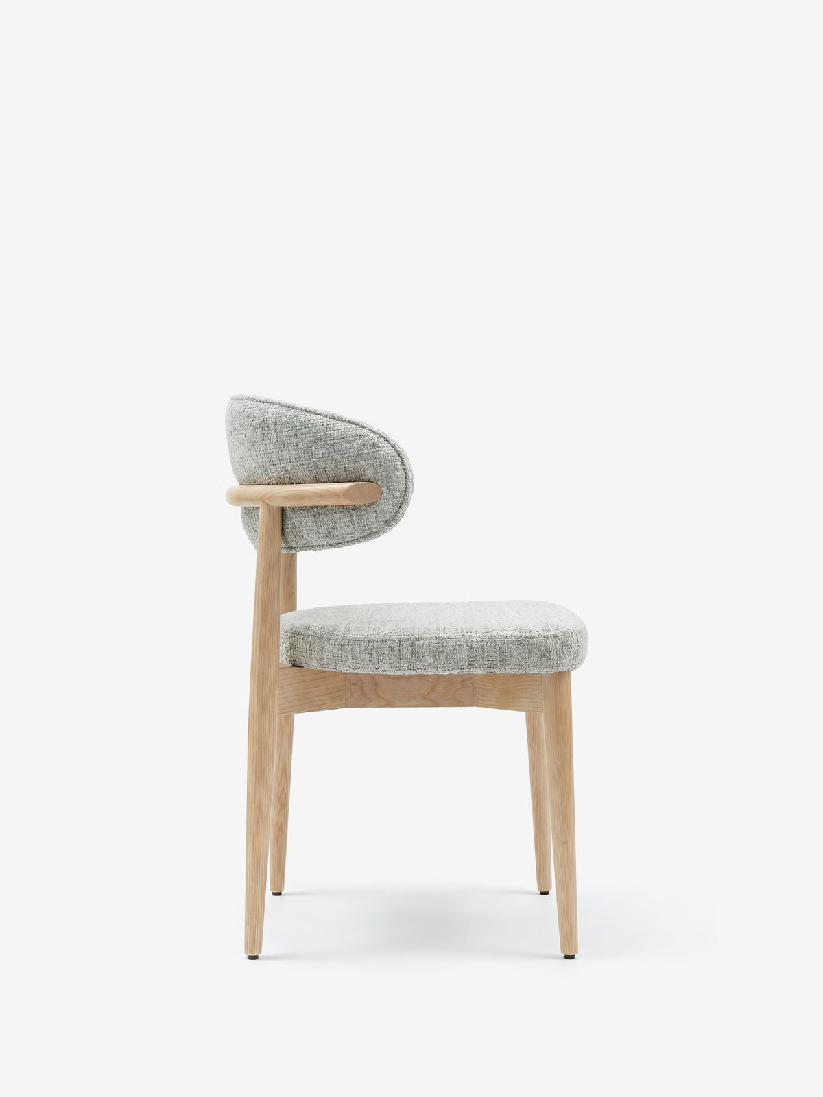 Dafne Chaise design en bois massif de chêne naturel et chenille terracotta