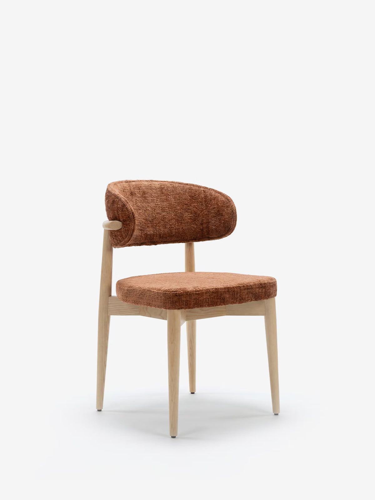 Dafne Sedia imbottita in legno massello rovere naturale e tessuto ciniglia certificata OEKO-TEX®