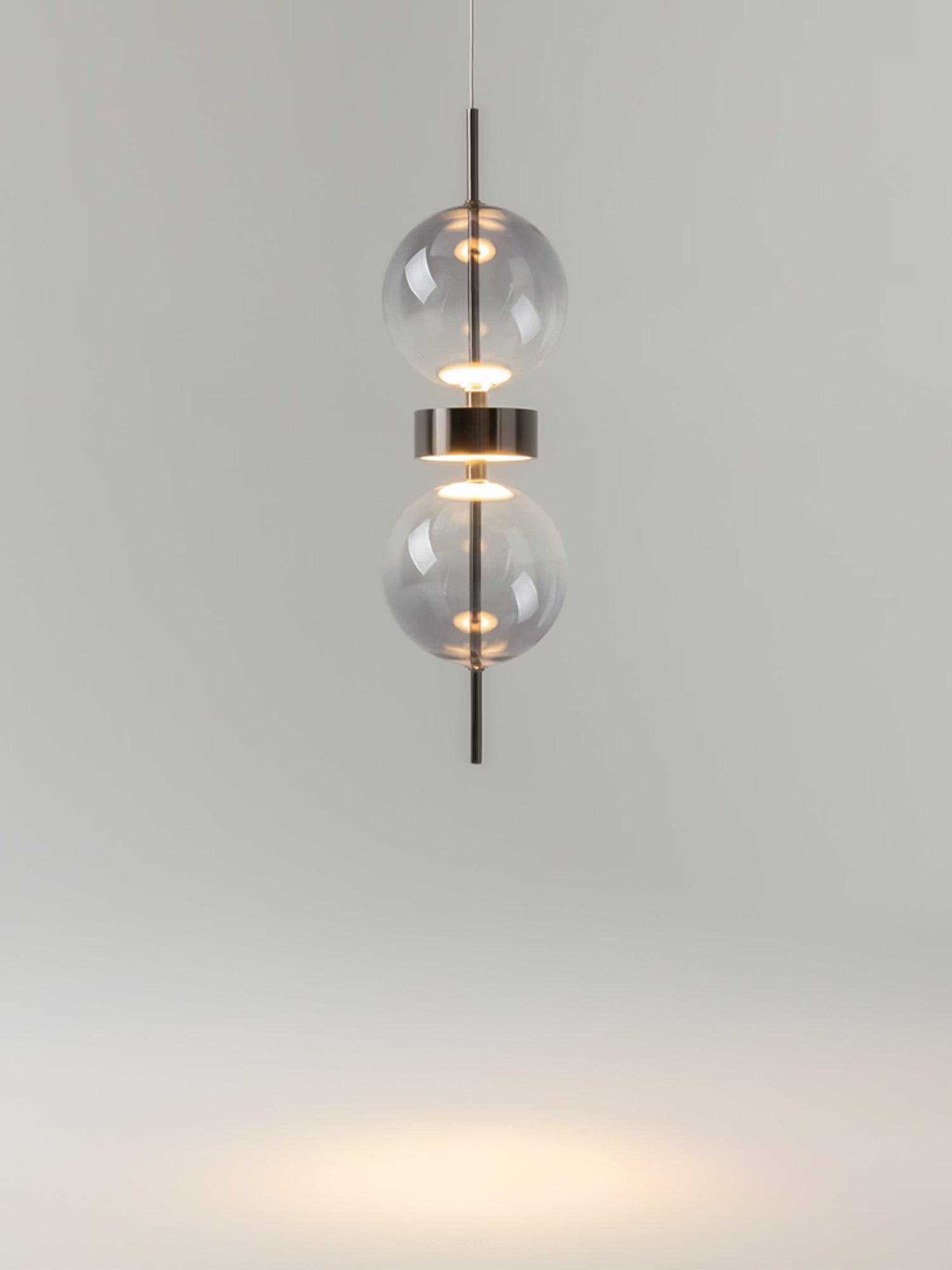 Double Moon Suspension design en métal et verre avec double sphère lumineuse Ø12 cm