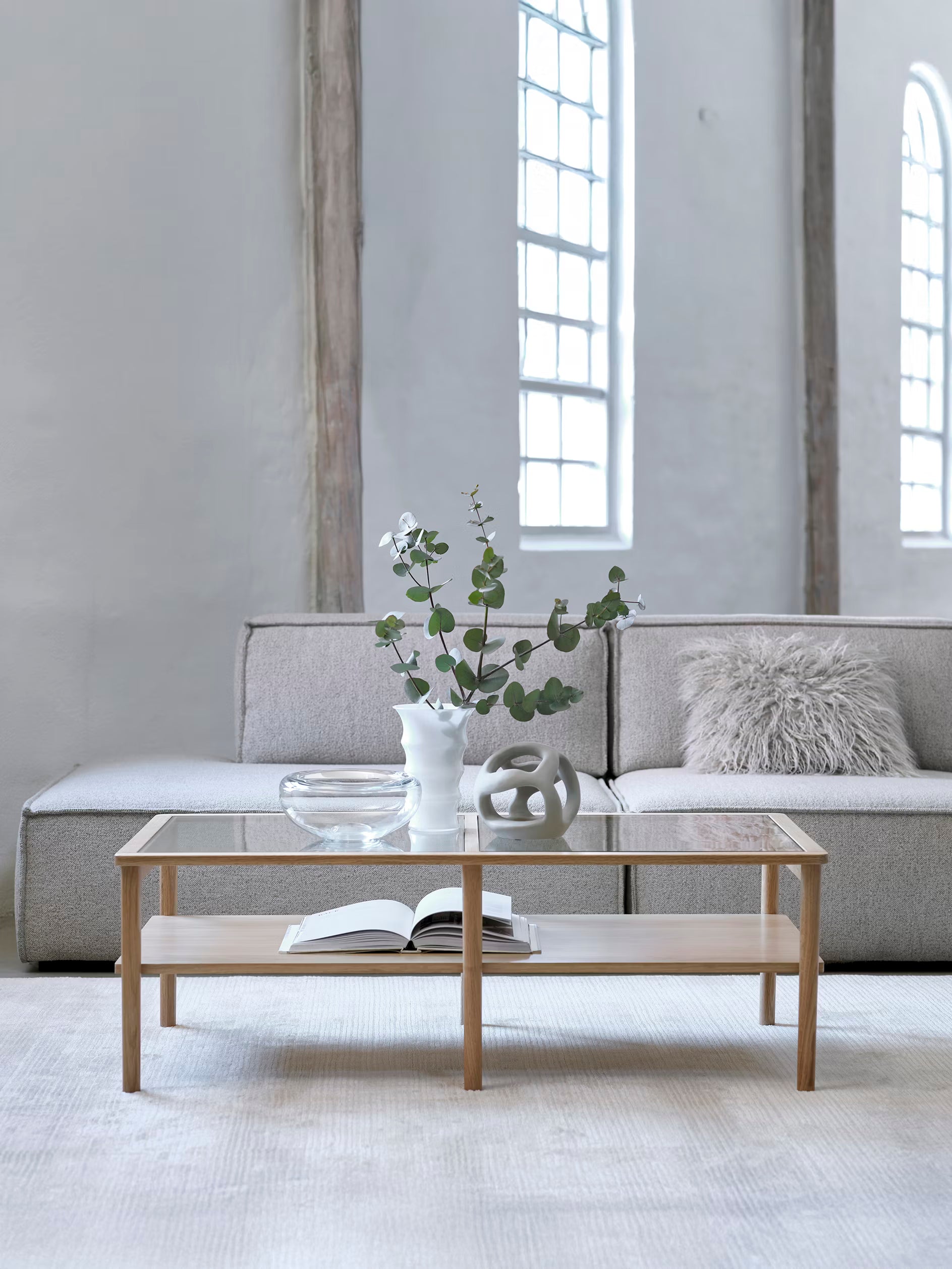Tavolino da salotto Elba in rovere naturale con piano in vetro temperato 120 × 60 cm