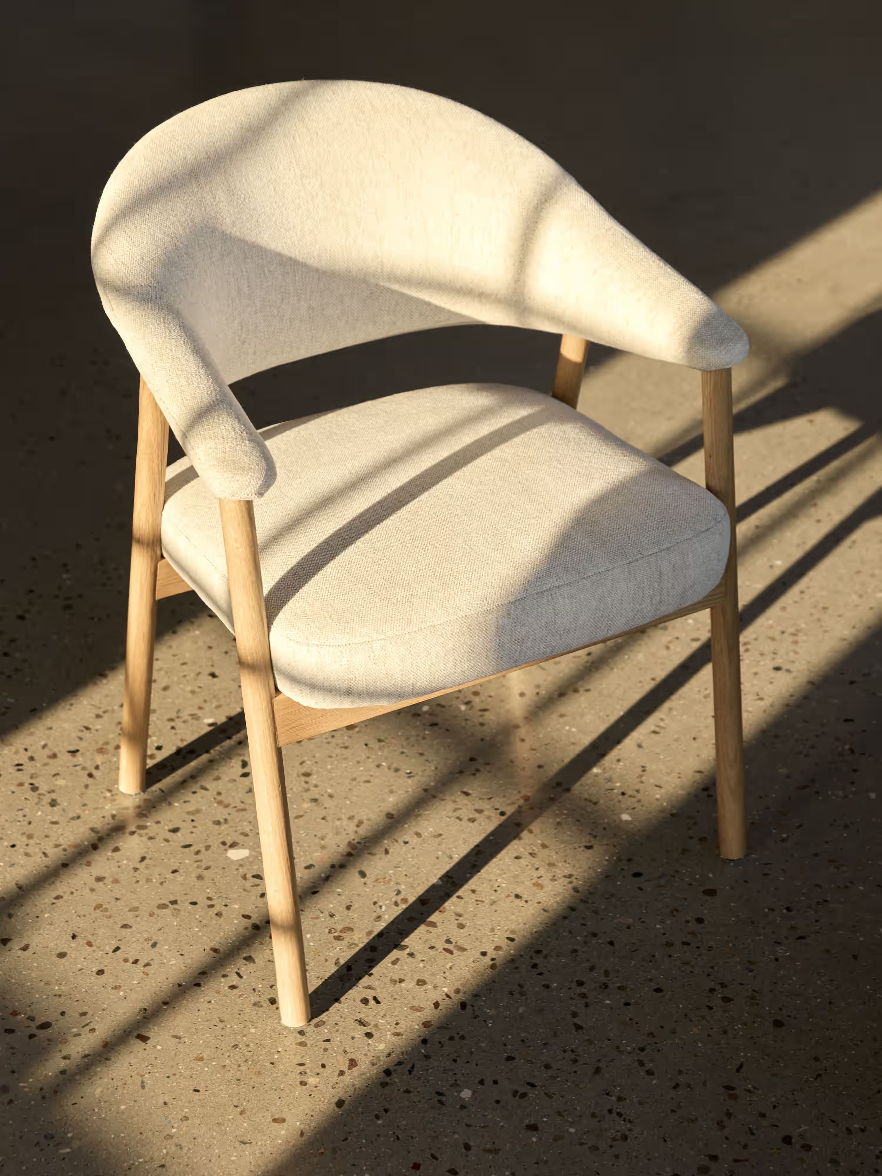 Elk chair in cream chenille and natural oak wood - modern and sustainable design