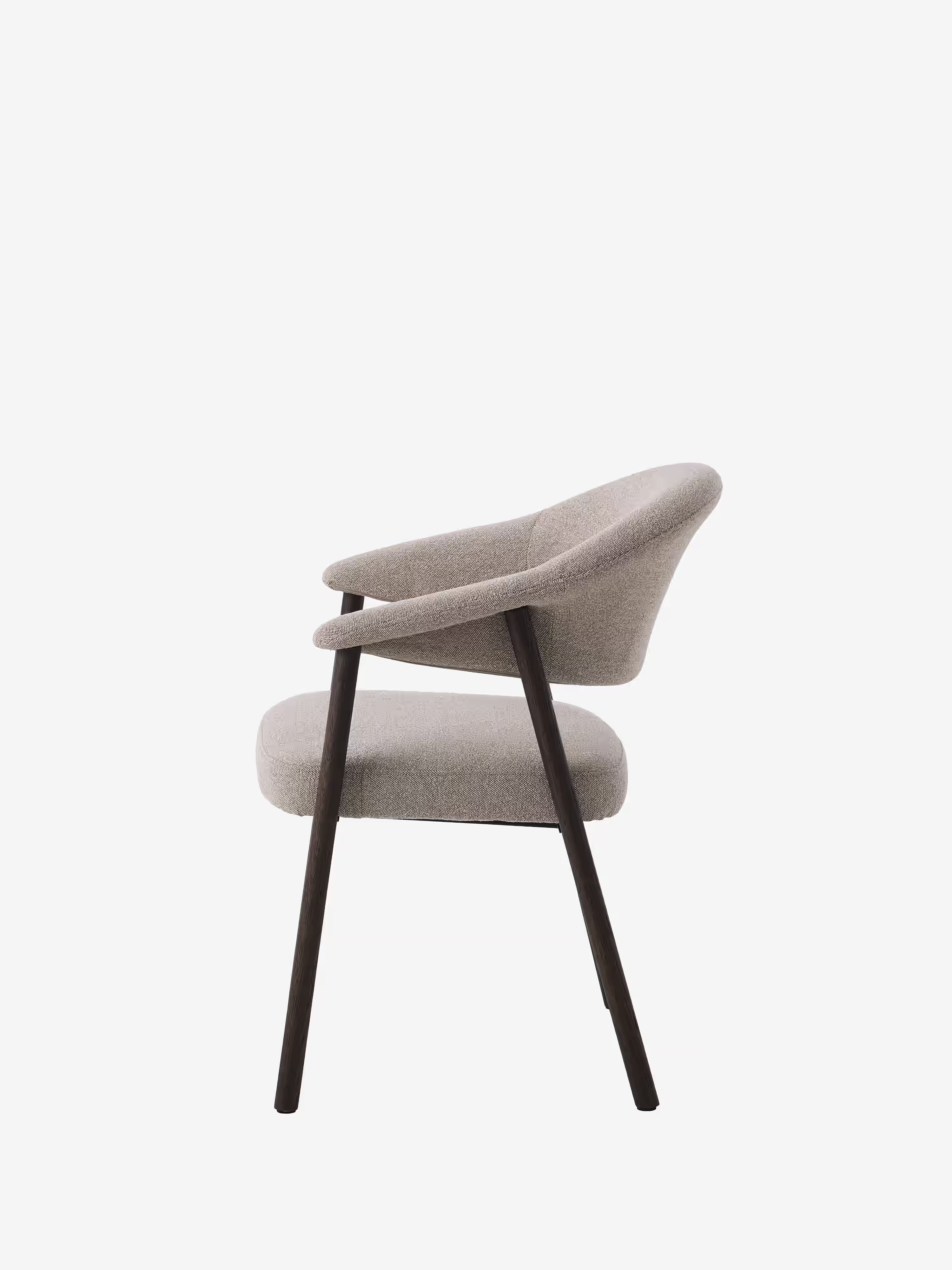 Elk chaise en tissu sable et bois chêne foncé - design moderne et durable
