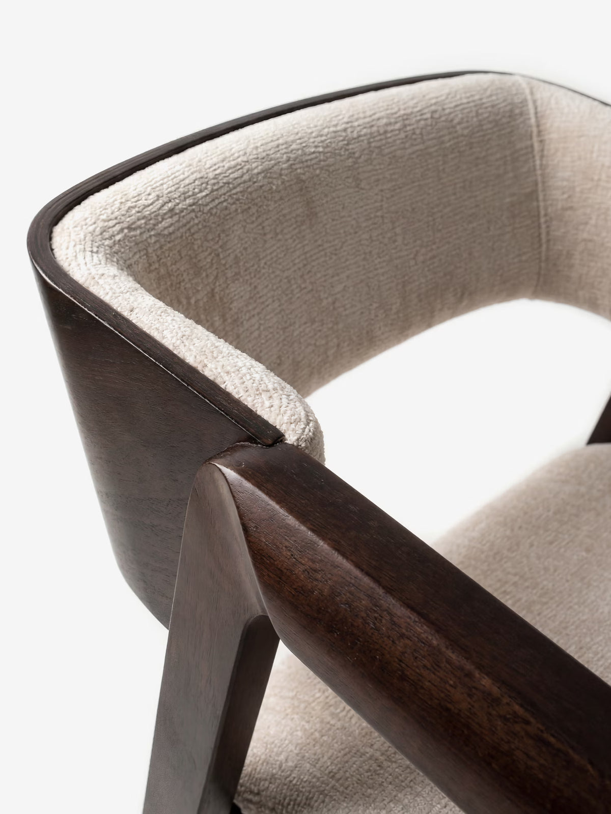 Etra Sedia in legno massello e ciniglia beige con braccioli - design moderno ed elegante