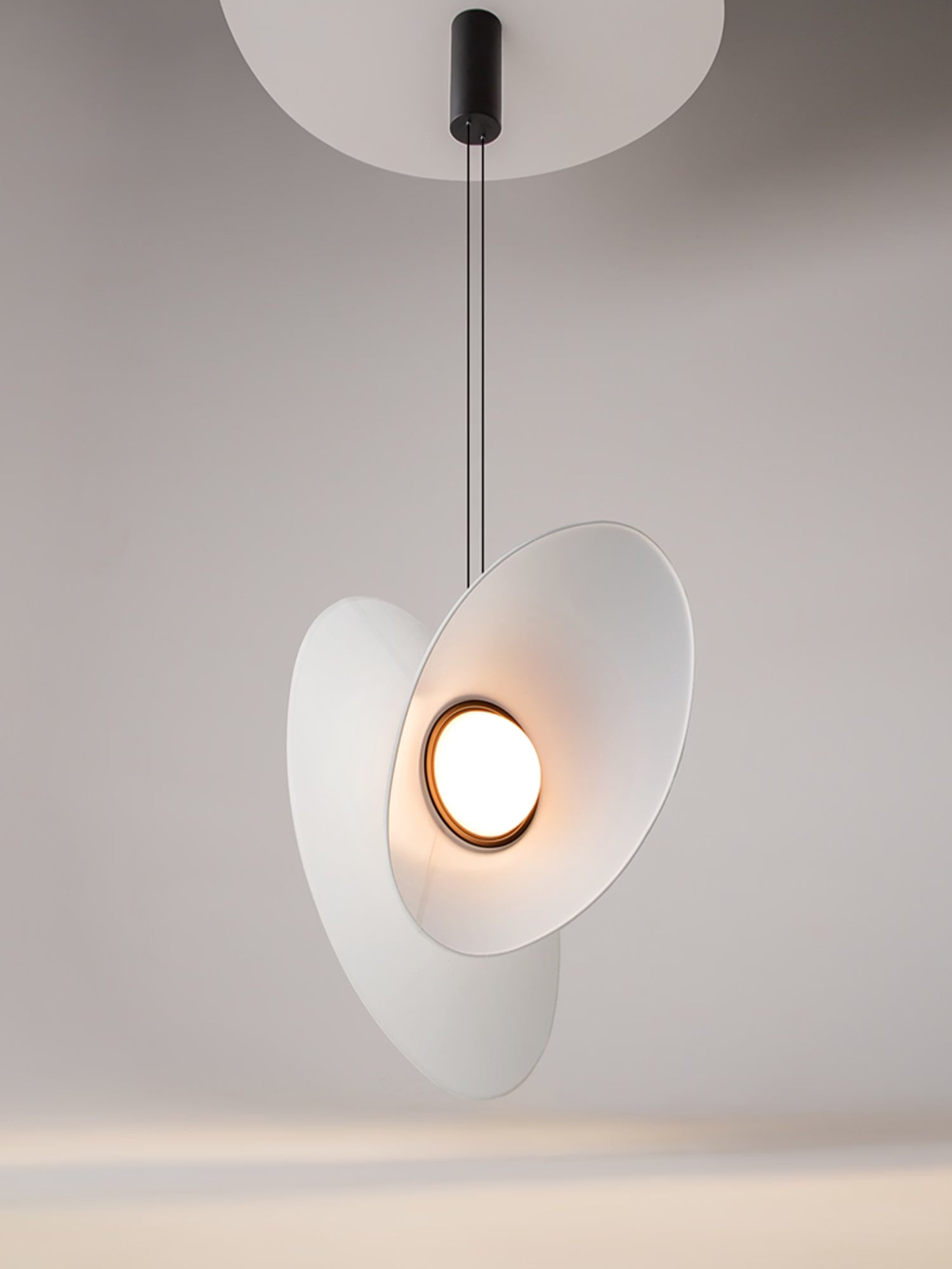 Evolution Suspension design LED avec abat-jour orientable en tissu en 3 couleurs