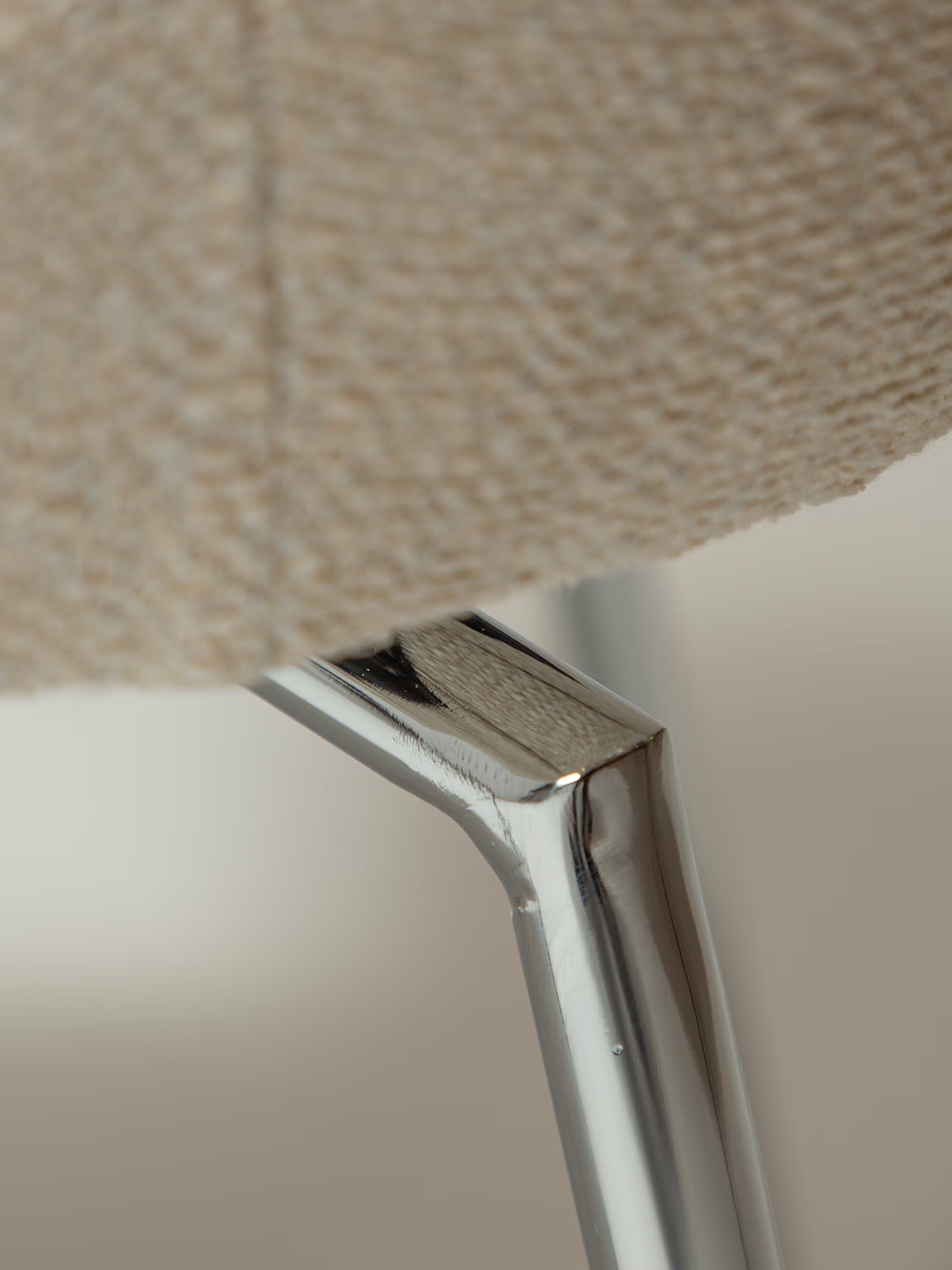 GLAM Chaise pivotante en tissu bouclé avec base en métal - design élégant et minimaliste