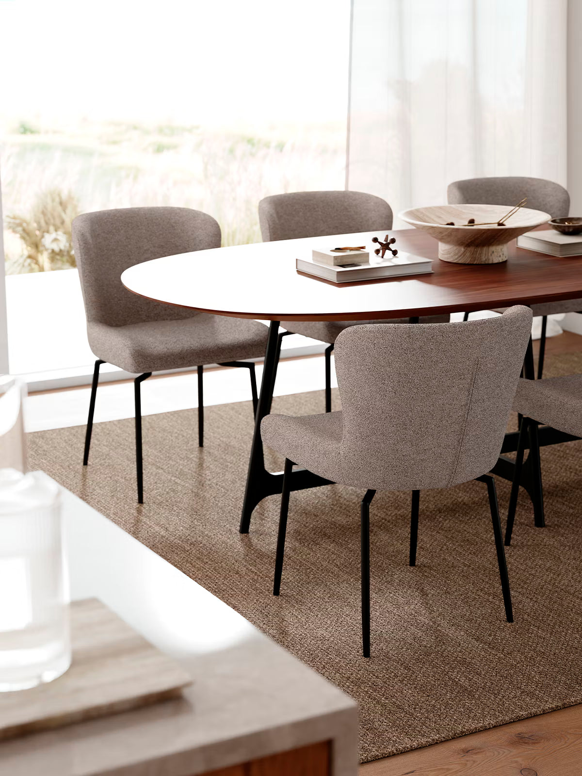 GLAM Swivel armchair in bouclé fabric with metal base - elegant and minimal design