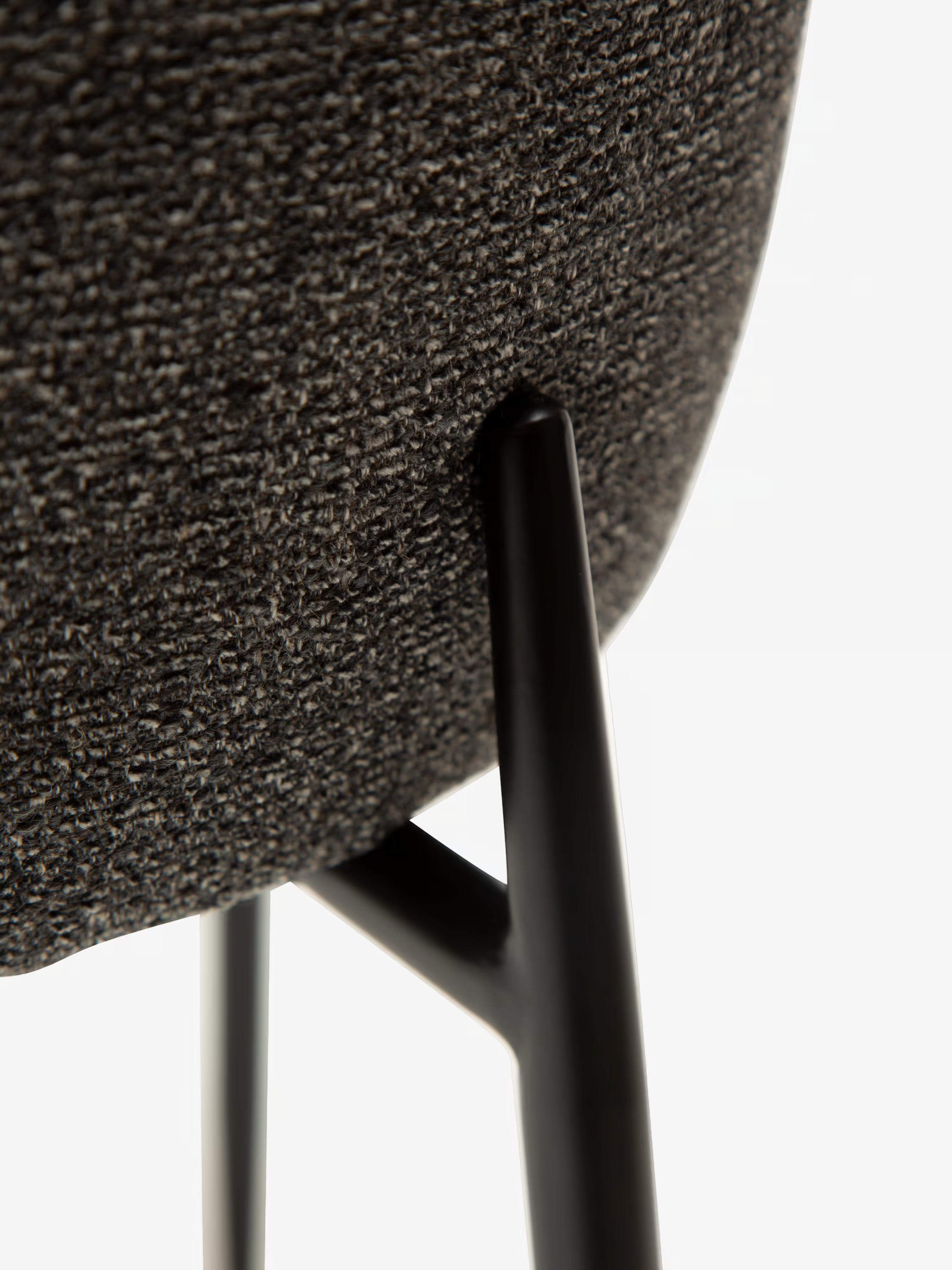 GLAM Chaise en tissu bouclé avec pieds en métal au caractère élégant