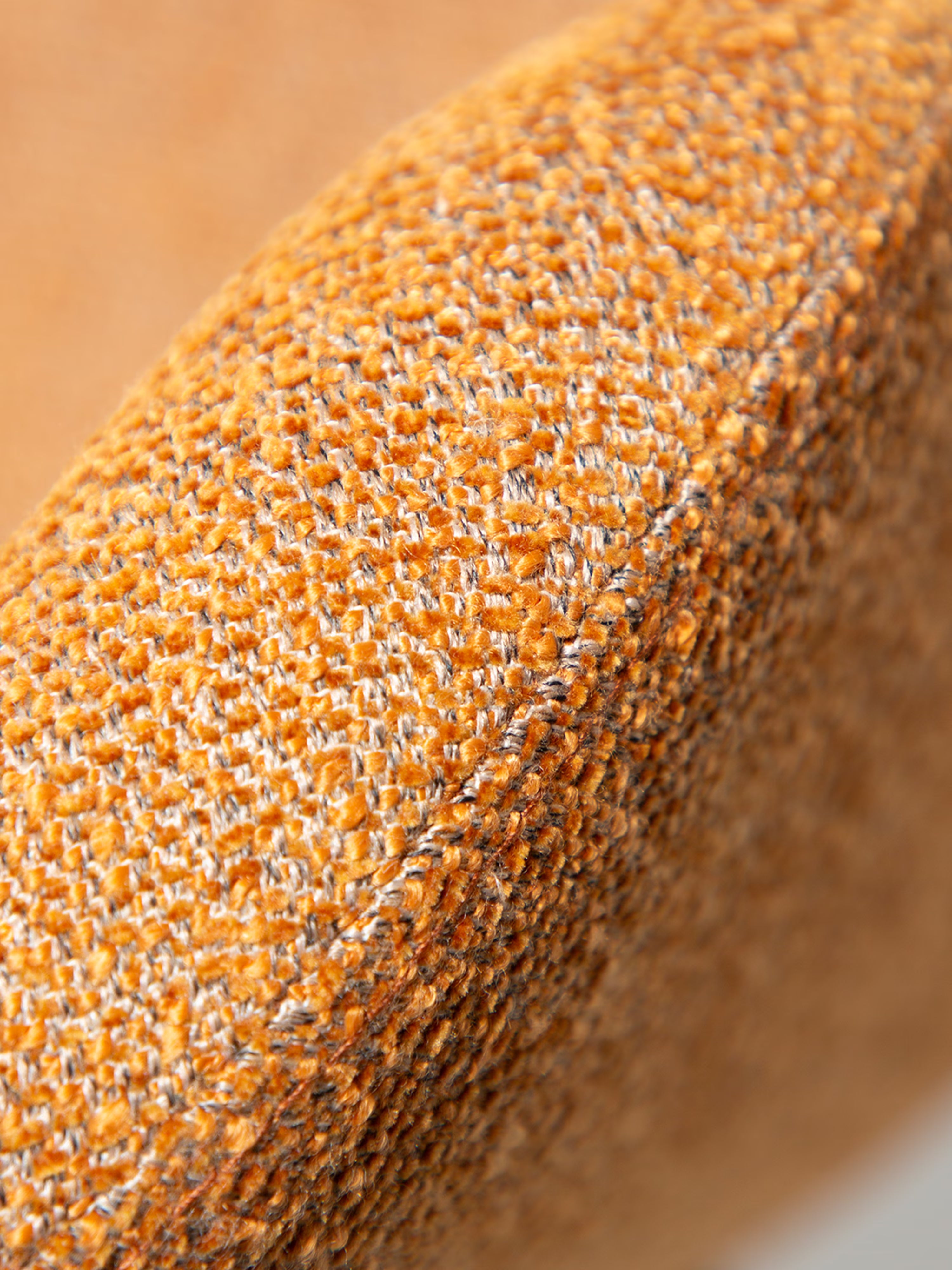 GLAM Chaise en tissu bouclé avec pieds en métal au caractère élégant