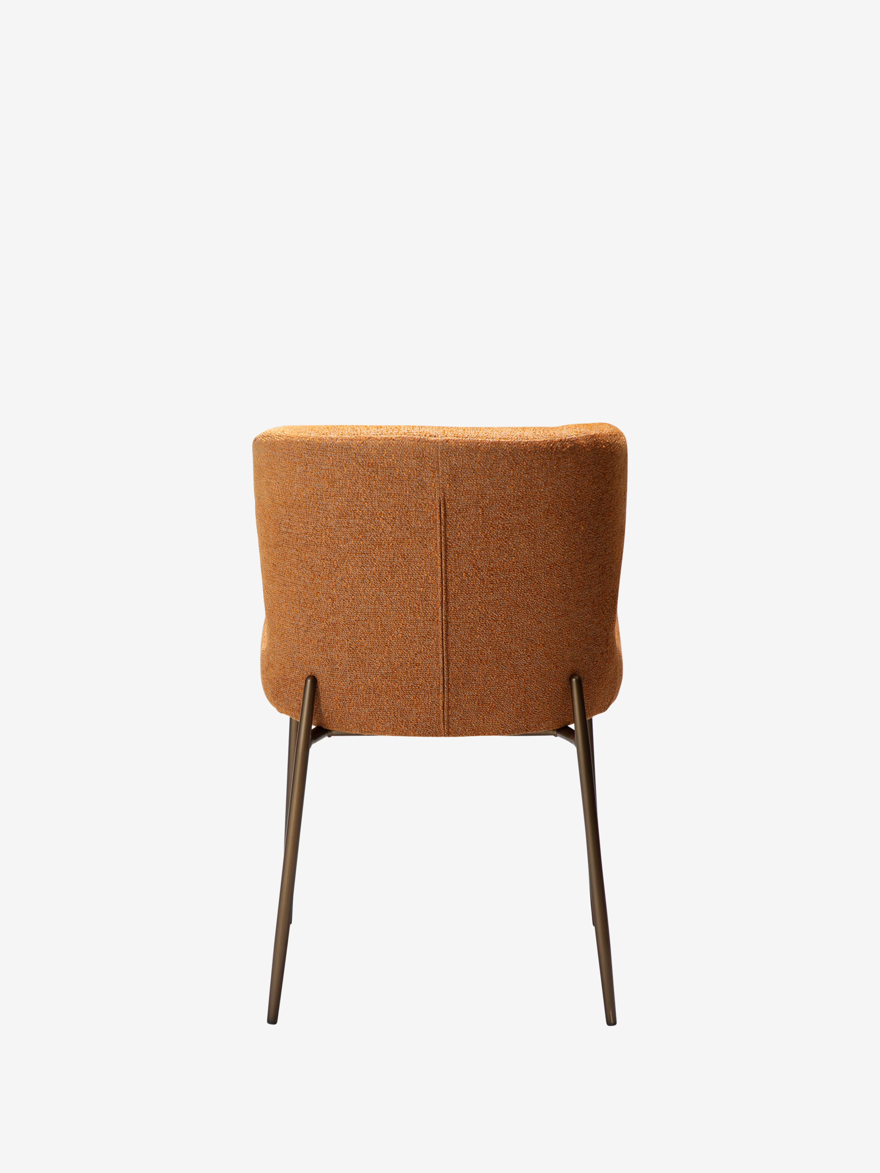 GLAM Chaise en tissu bouclé avec pieds en métal au caractère élégant