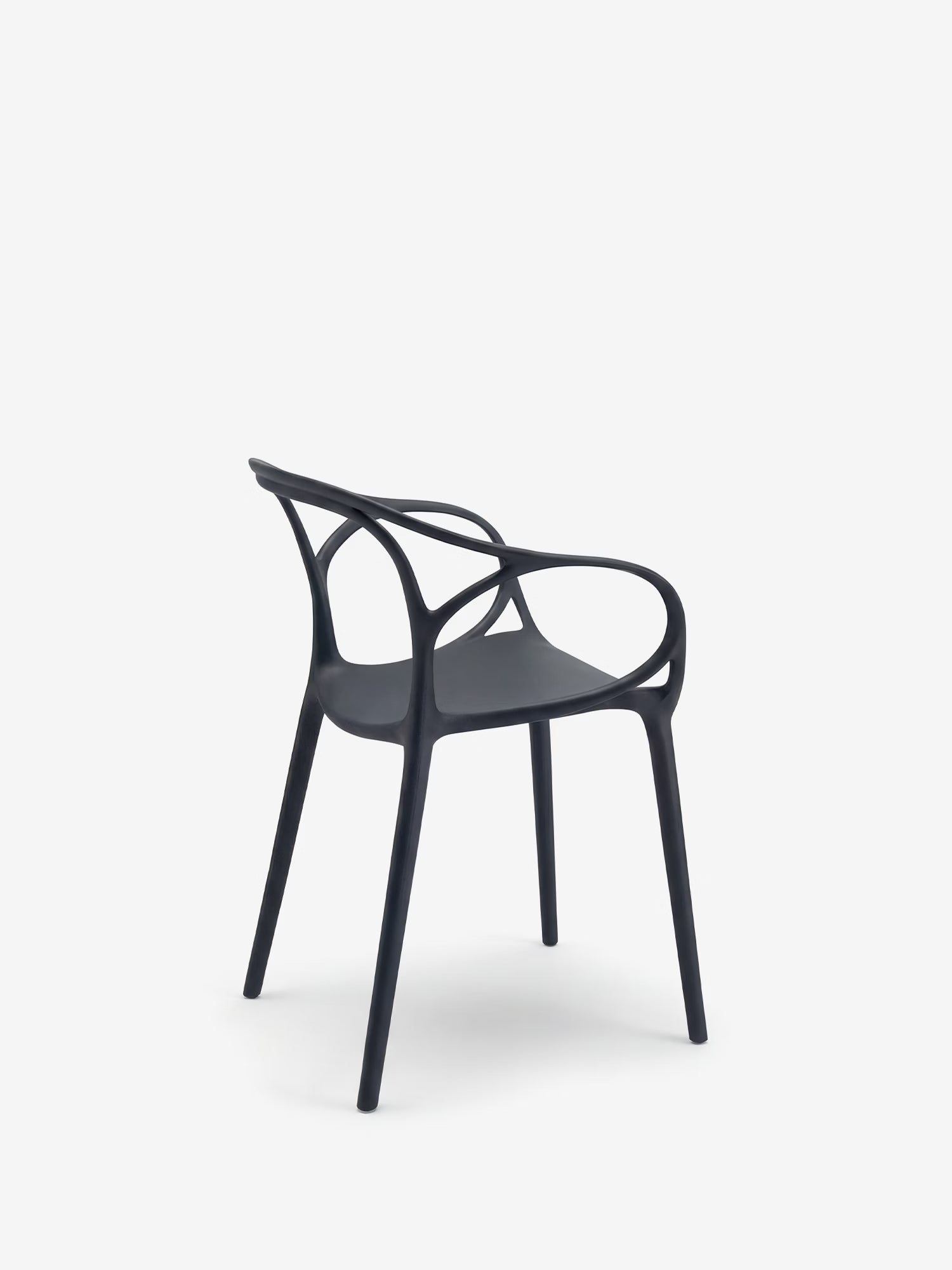 HUG Silla de polipropileno para interior y exterior con diseño escultórico