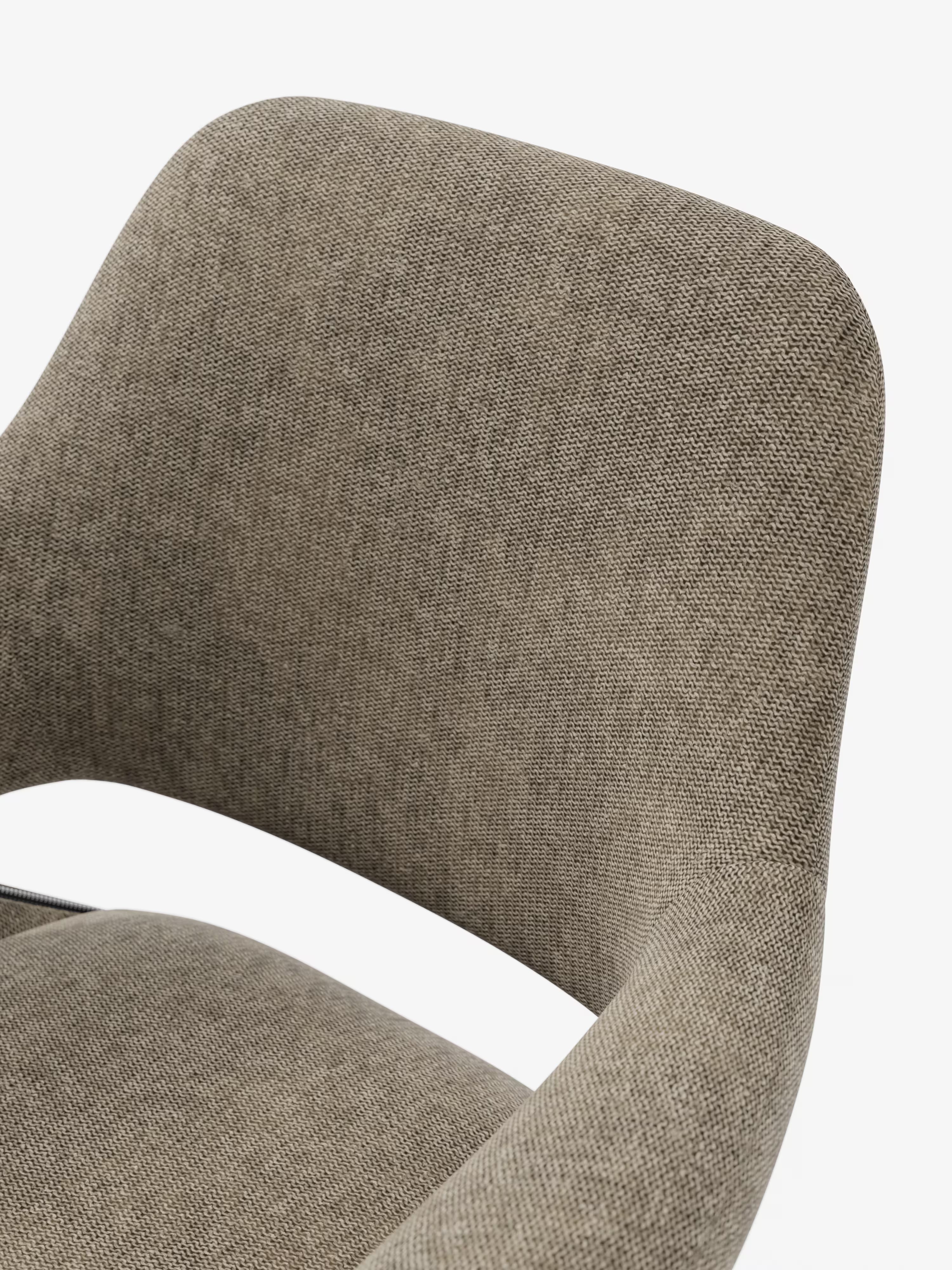 Kerry Sedia girevole in tessuto marrone con base in metallo – stile rétro e comfort contemporaneo