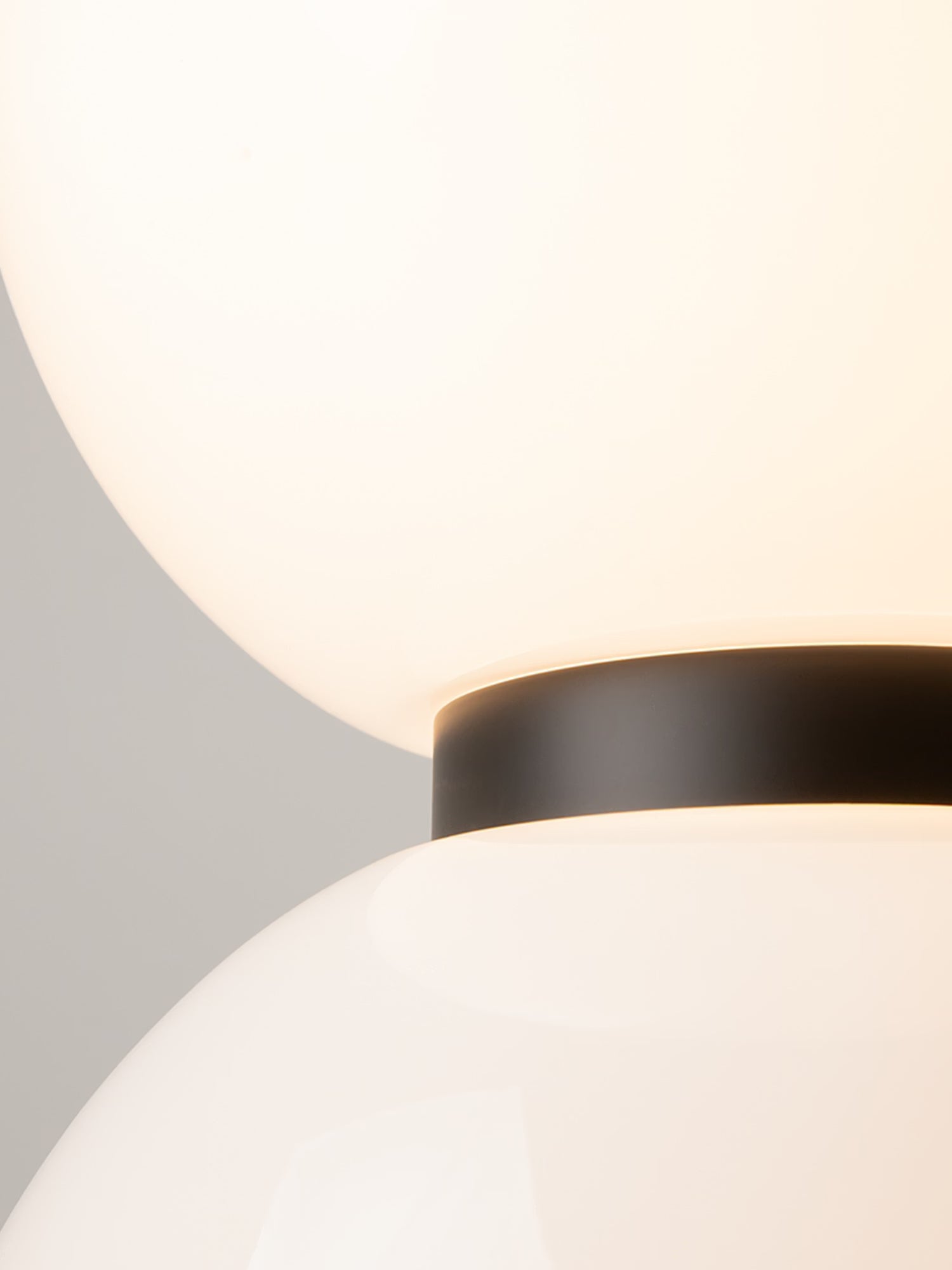Kyoto Lampada da tavolo a led - design moderno e stile giapponese in vetro bianco e marmo naturale
