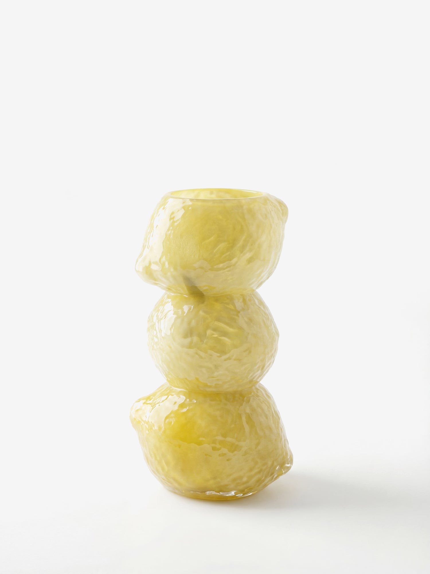 Limone vase en verre soufflé jaune au design organique