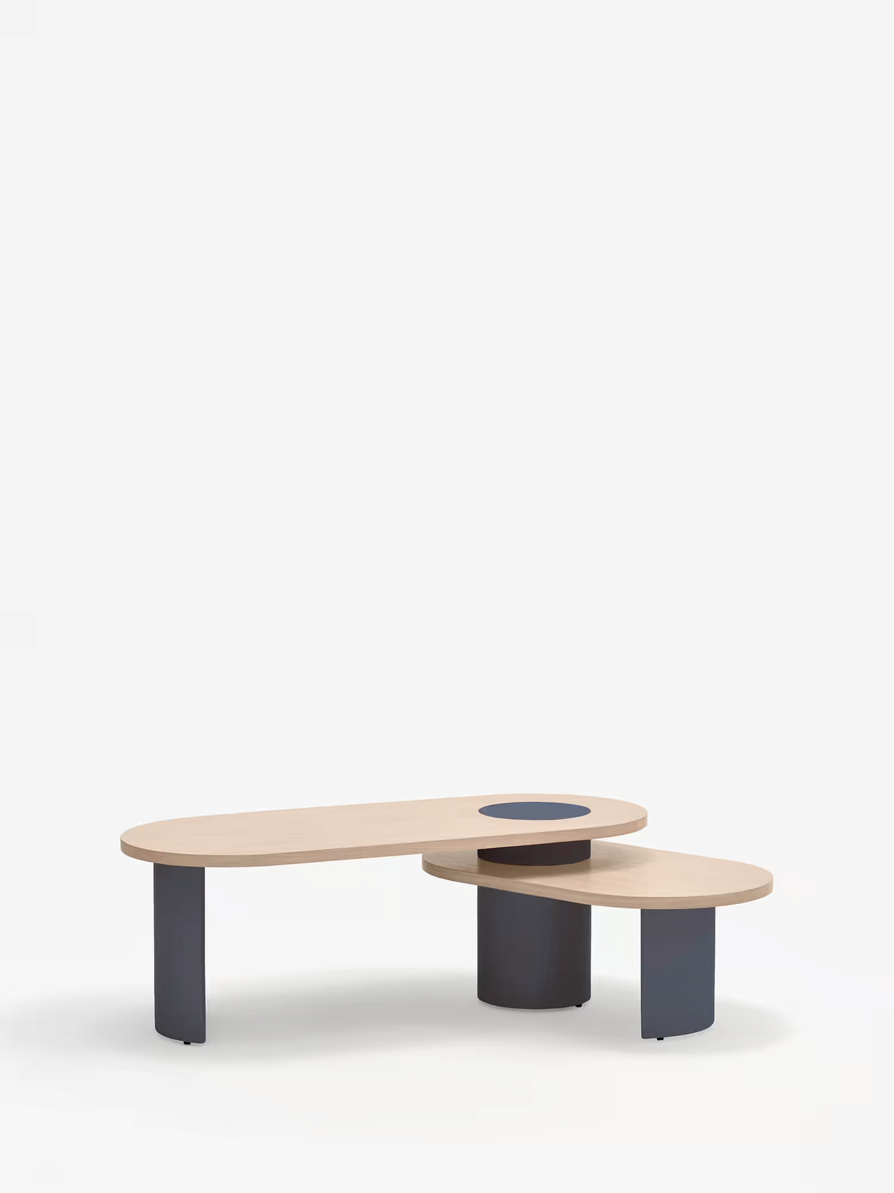 Nori Ovaler Design-Couchtisch mit zwei Ebenen - 120 cm