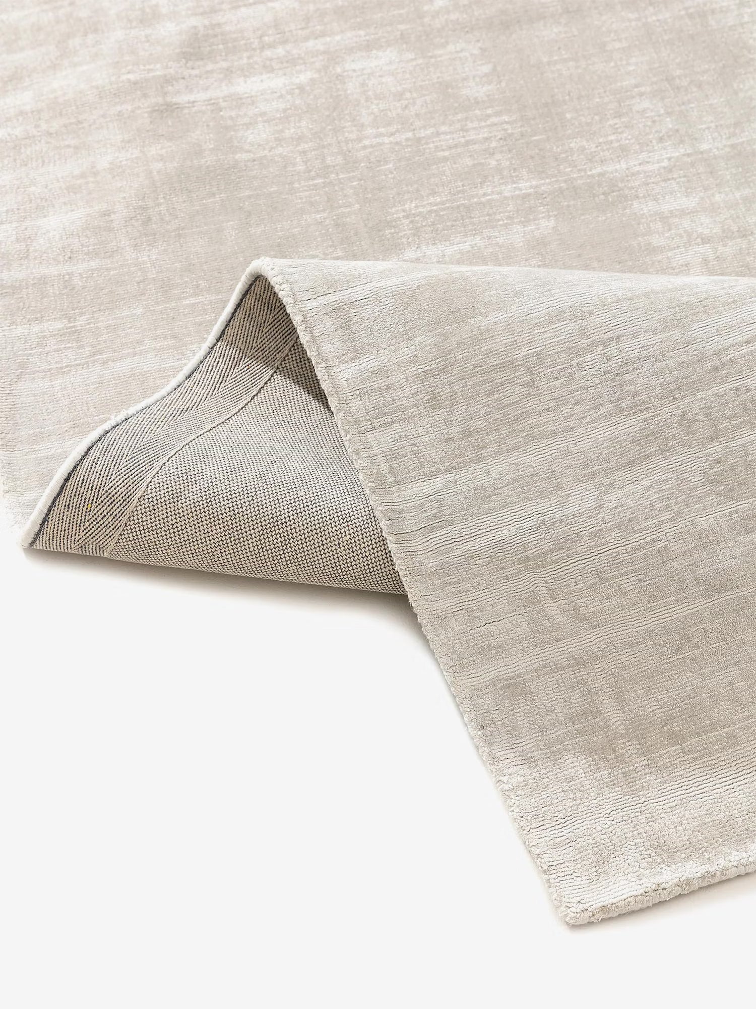 Nova rectangular handwoven viscose rug - short pile and silky sheen