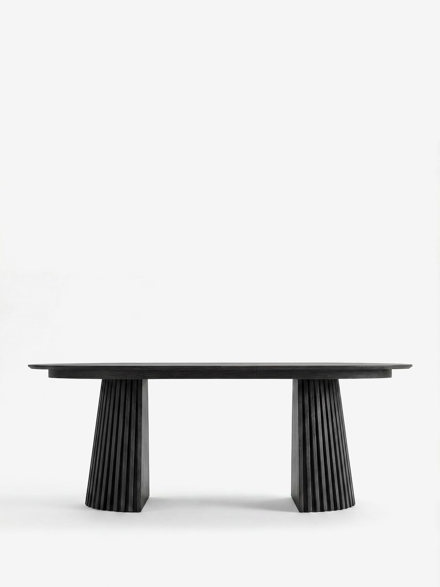 Osaka Mesa de comedor extensible sostenible FSC® 100% - roble negro y bases escultóricas de 200 a 300 cm