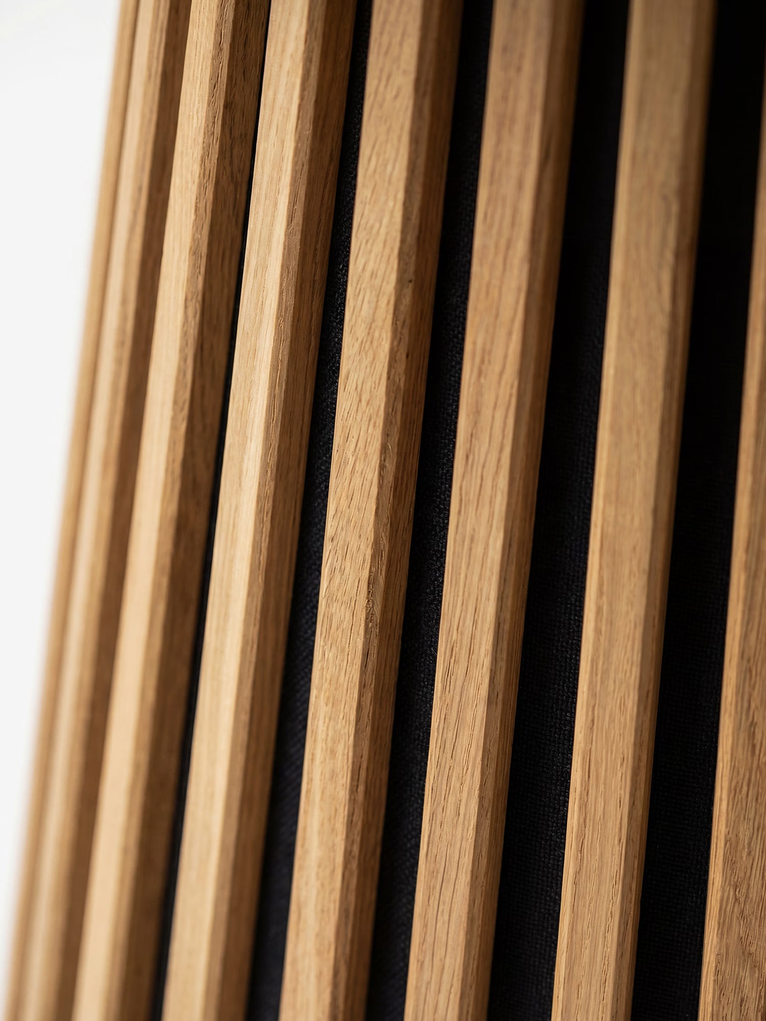 Osaka Mesa de comedor extensible en roble natural y bases escultóricas - de 200 a 300 cm FSC® 100%