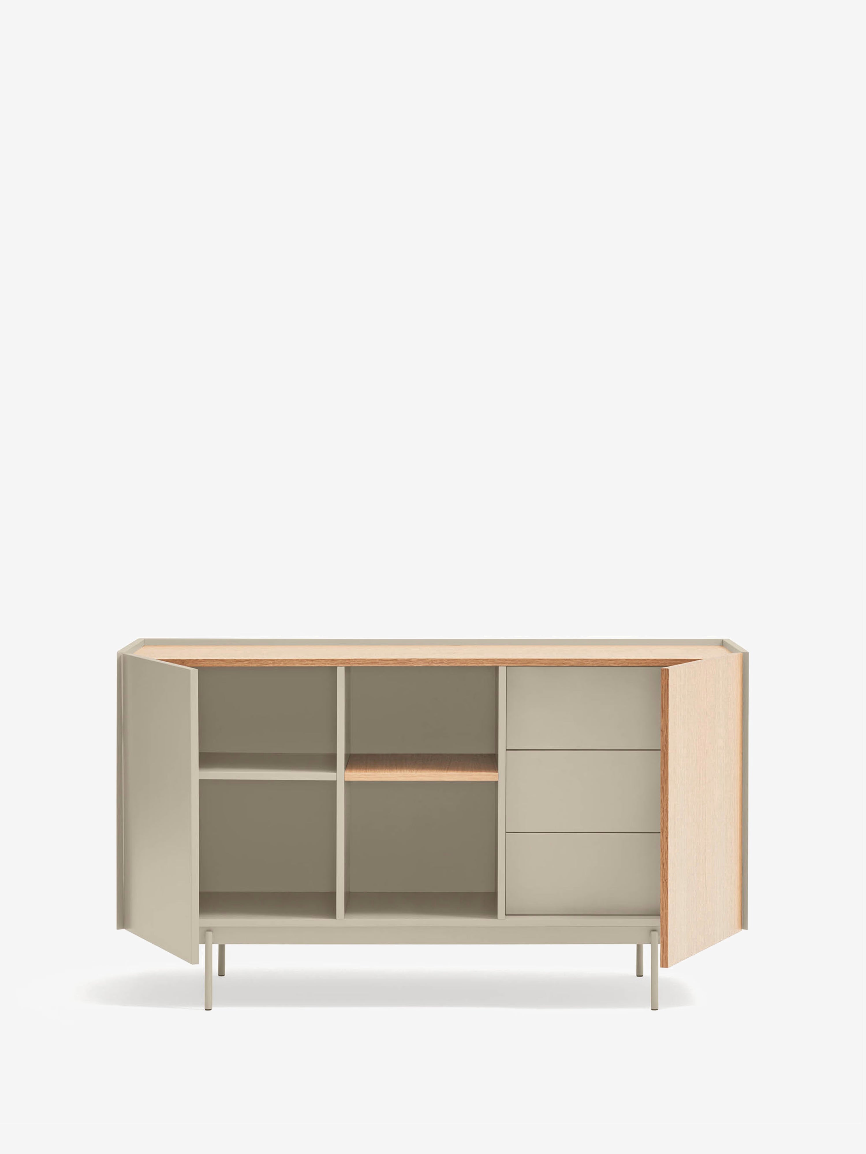 Otto aparador de 2 puertas en roble natural y beige arena – aparador moderno 135 x 78 cm
