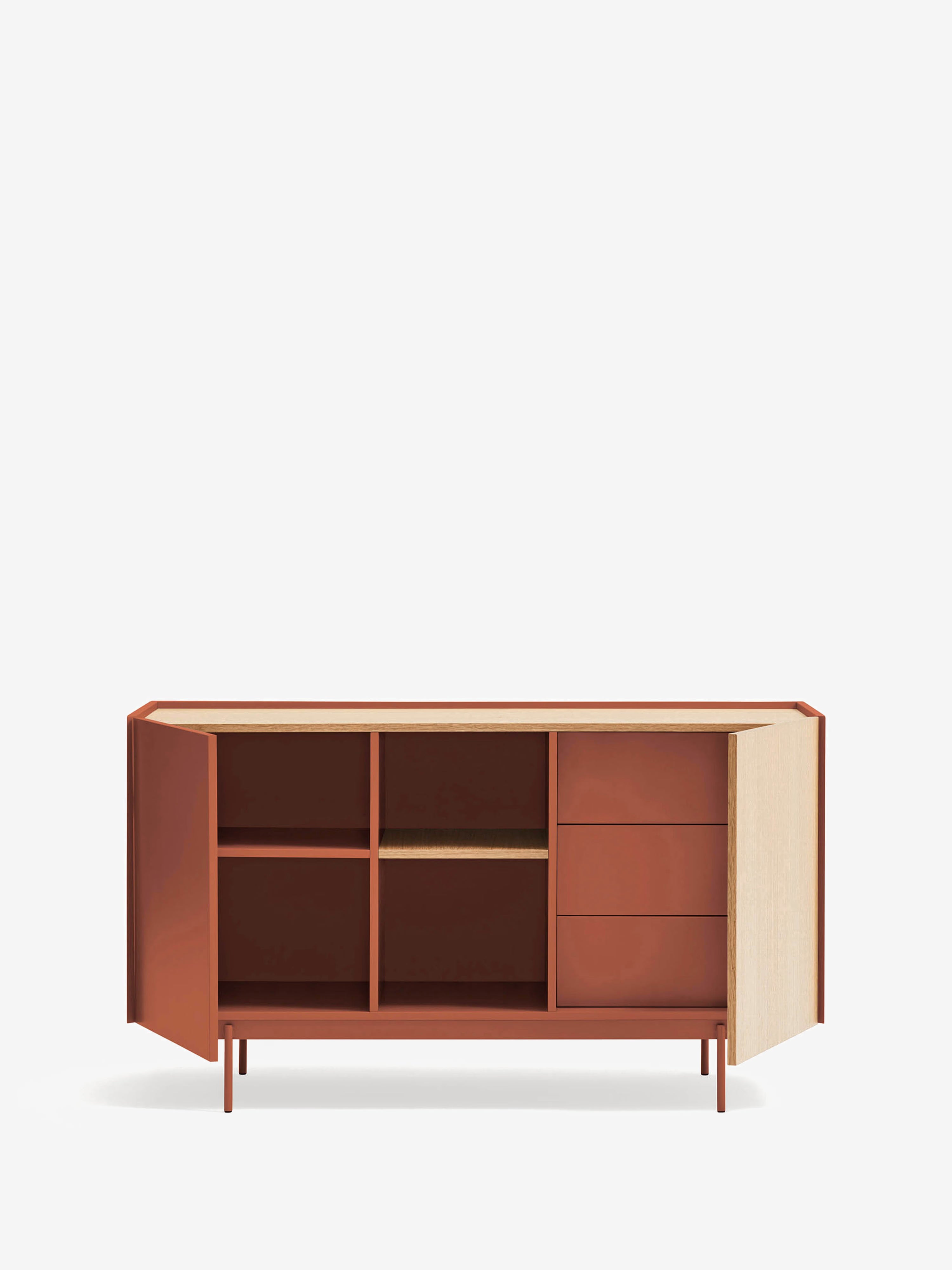 Otto aparador de 2 puertas en roble natural y terracota – aparador moderno 135 x 78 cm