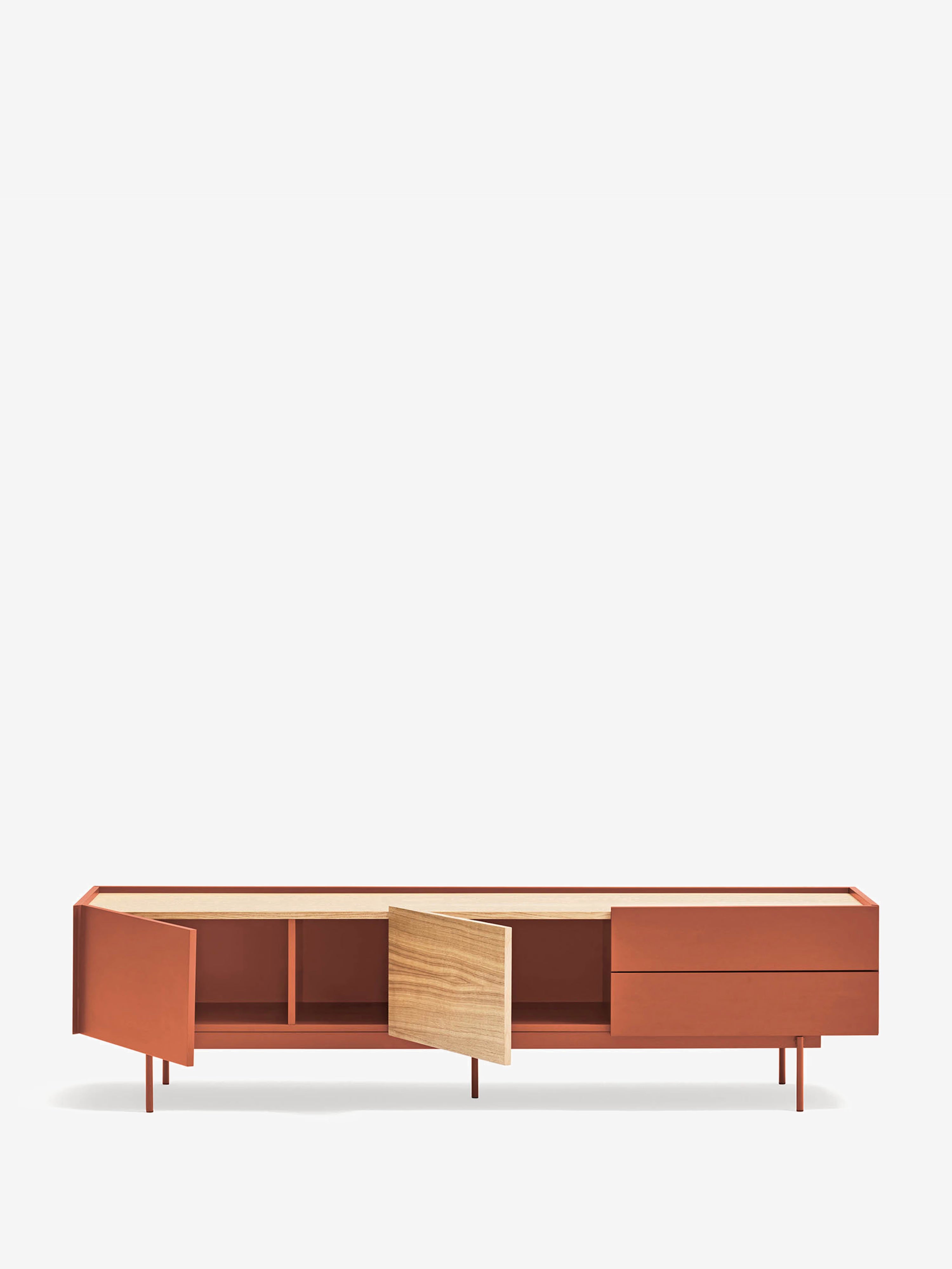 Otto mueble TV con 2 puertas y 2 cajones en roble y metal terracota 180 x 45 cm