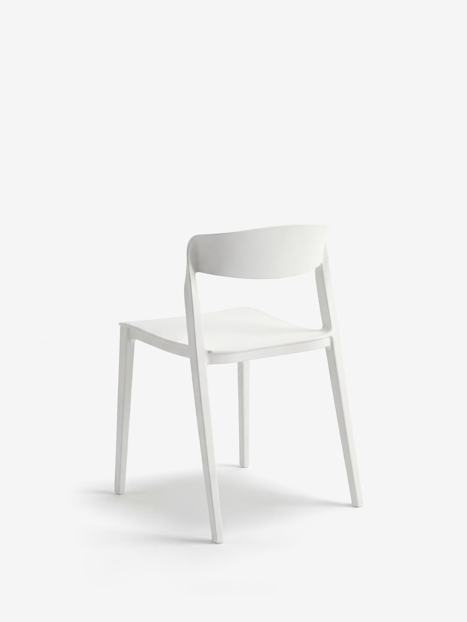 Perla Silla apilable de polipropileno con diseño moderno y versátil