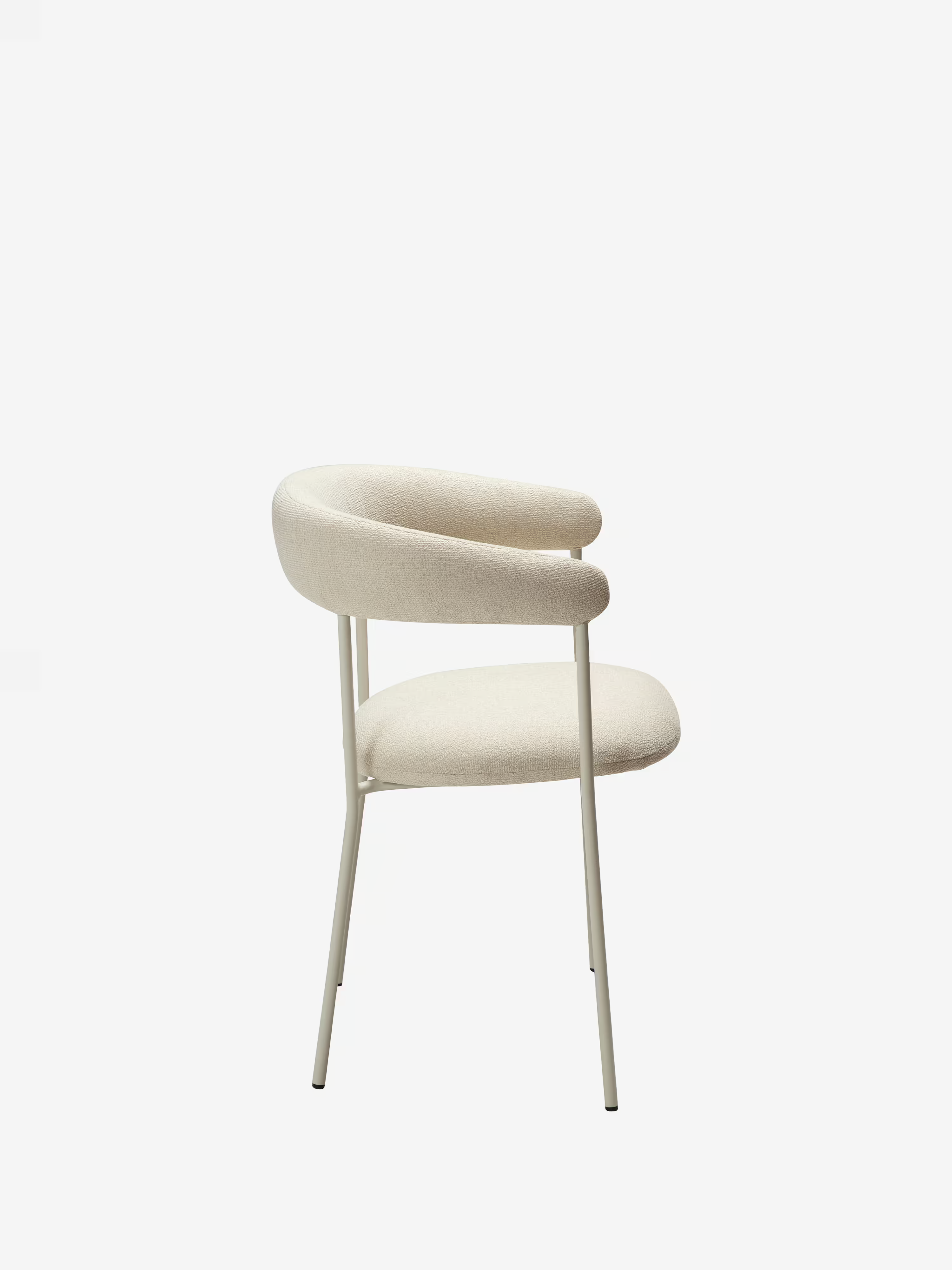 Plenti Chaise avec accoudoirs en tissu bouclé et structure en métal - design léger et élégant