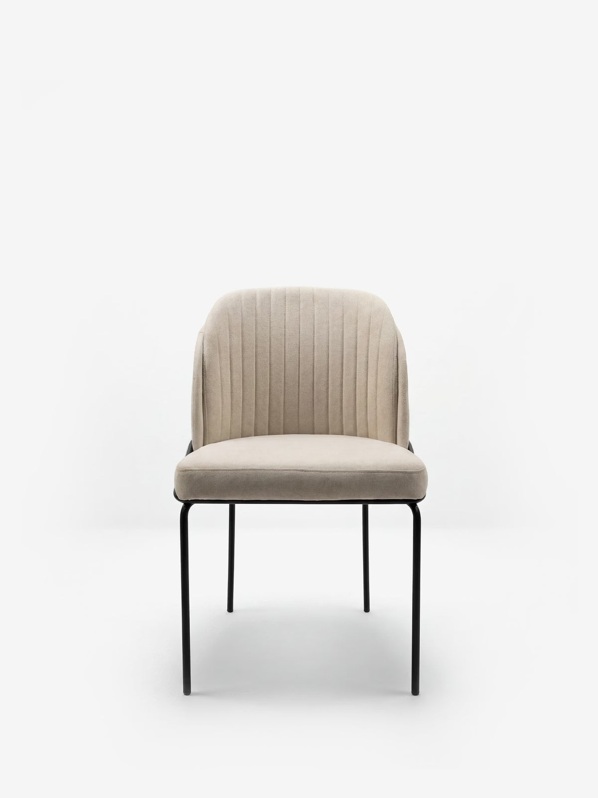 Plissé upholstered chair in waterproof cream fabric - pleated backrest and black metal legs