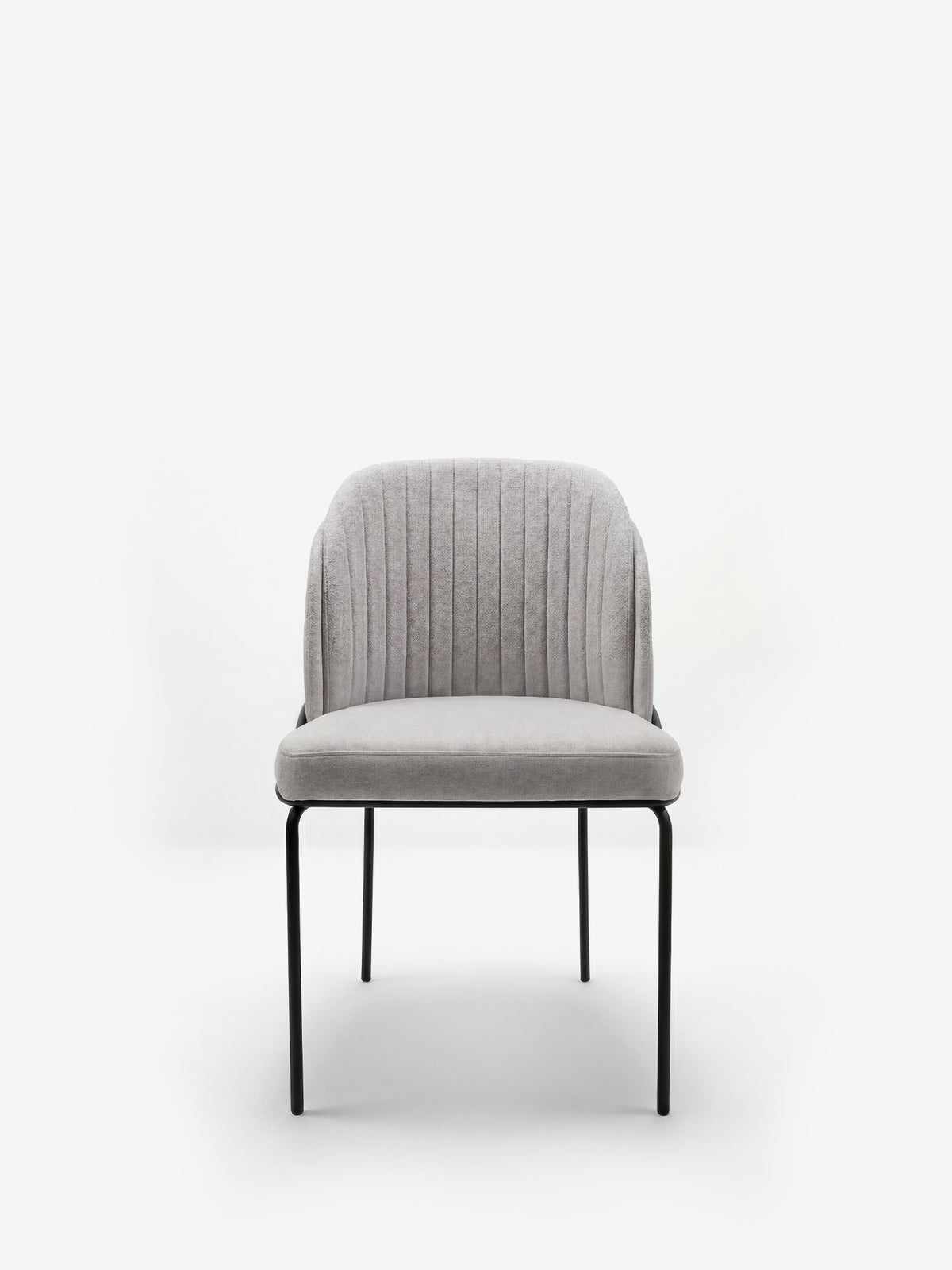 Plissé upholstered chair in waterproof cream fabric - pleated backrest and black metal legs