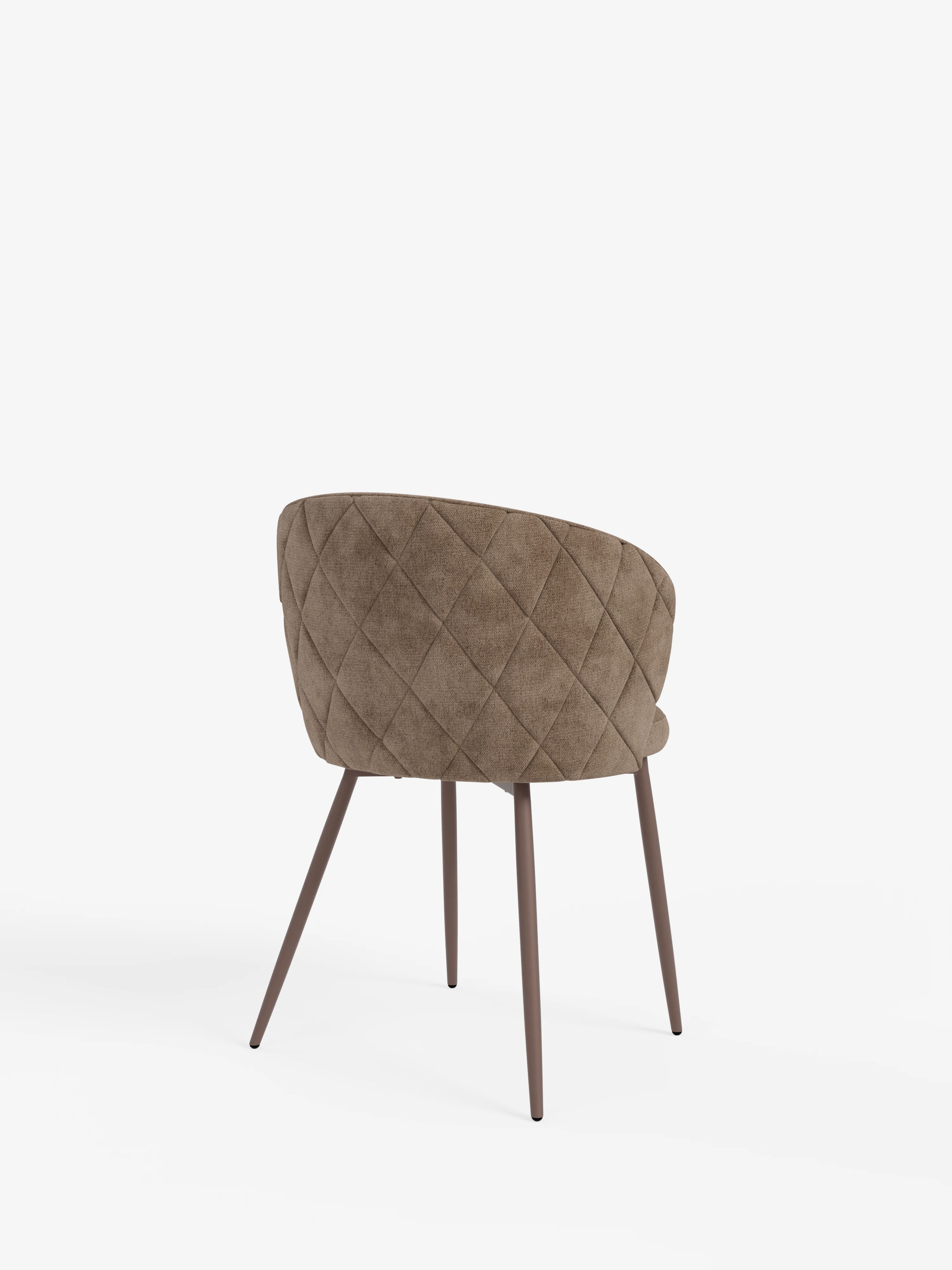 Chaise Rumble en tissu matelassé avec structure en métal marron