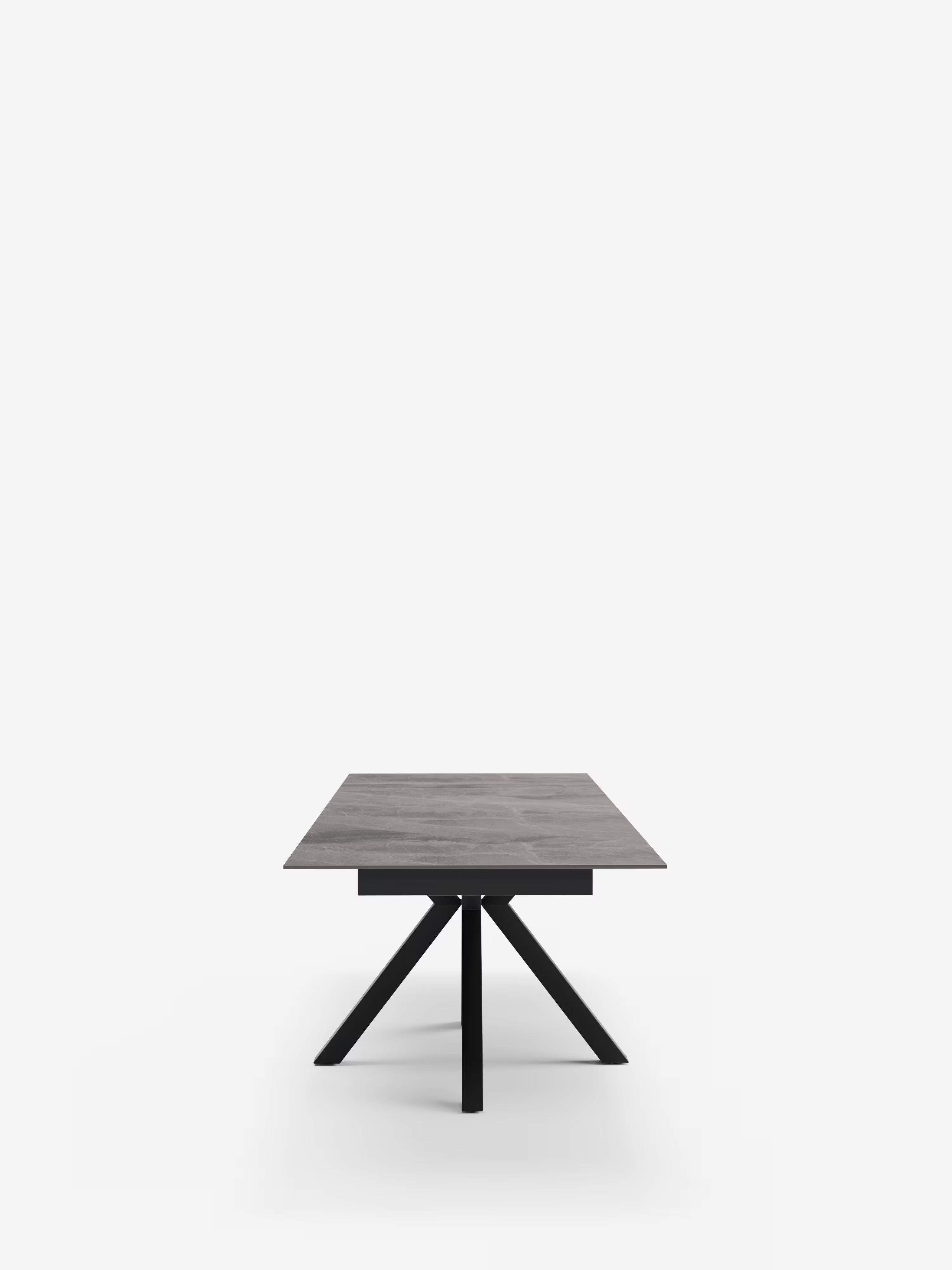 Sky Mesa extensible de piedra efecto mármol gris – base de metal 160 (240) x 91 cm