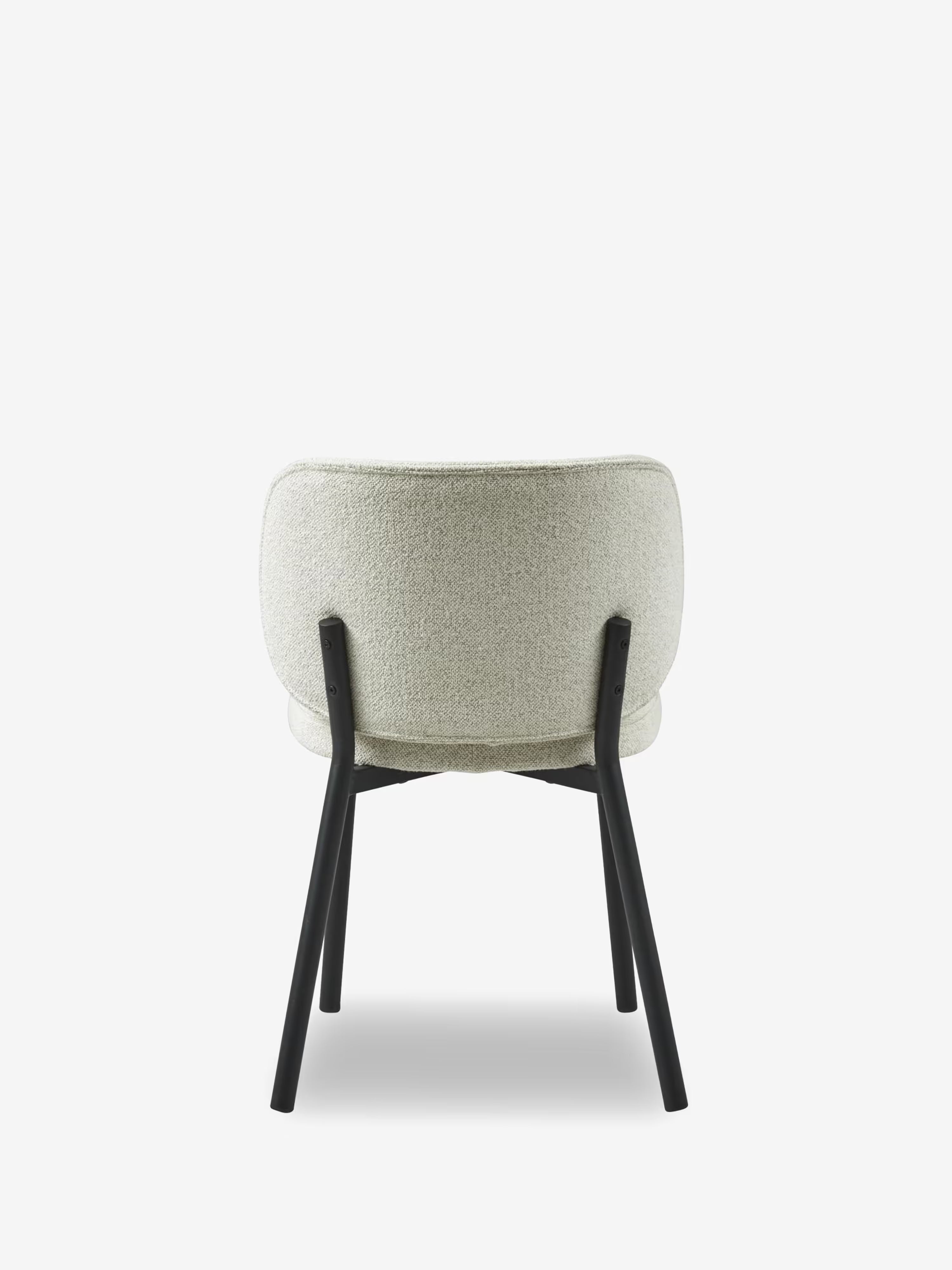Swan Chaise en bouclé doux tendance certifié avec pieds noirs en métal